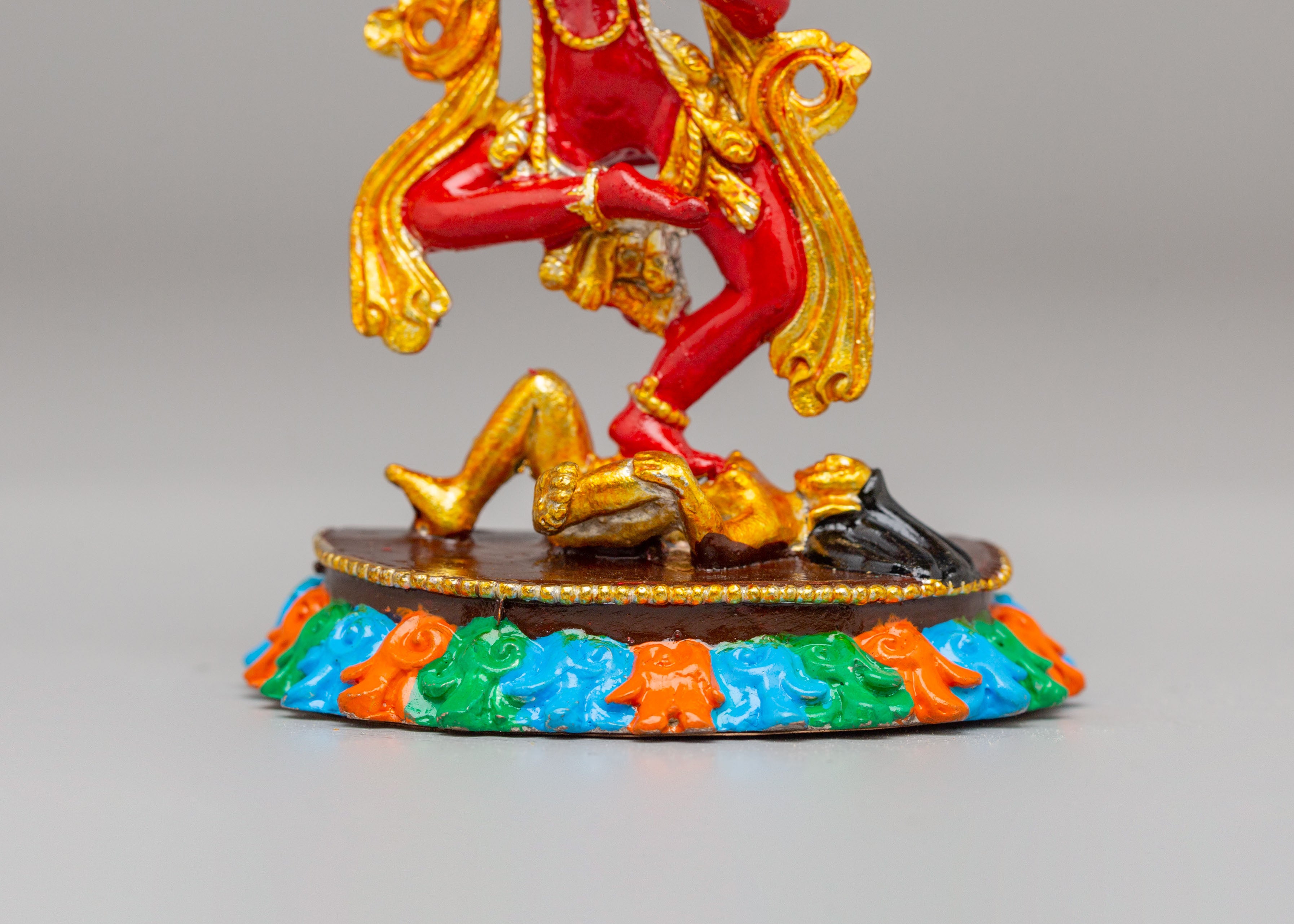 Simhamukha Lion-Faced Dakini Statue | Hand Painted Altar Decor for Protection