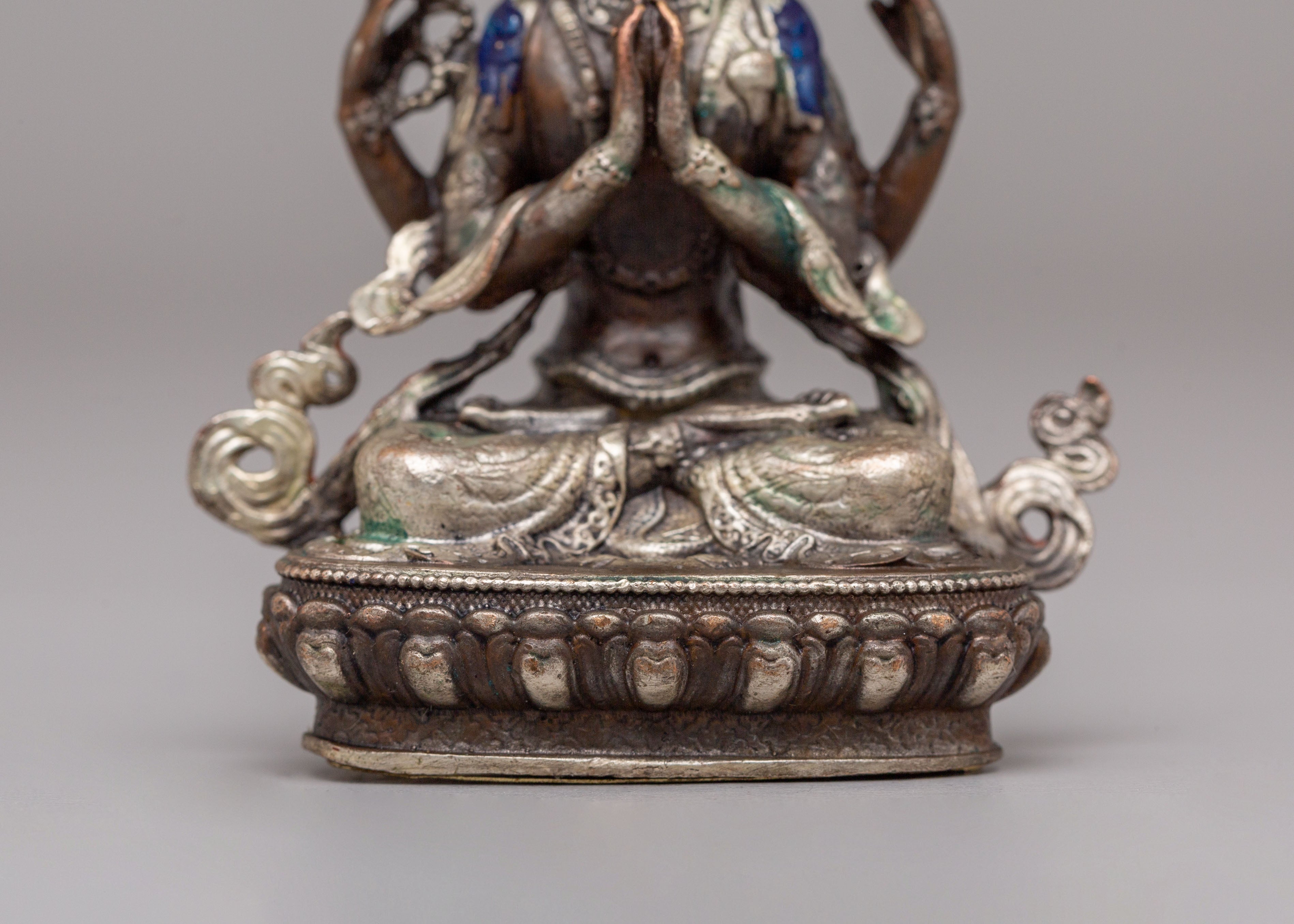 Himalayan Chenrezig Avalokiteshvara Statue | Sacred Tibetan Bodhisattva Artwork