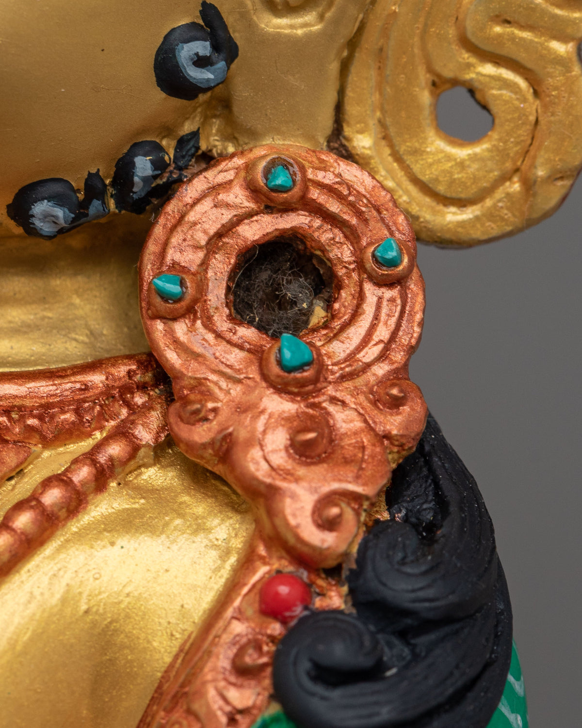 Himalayan Altar Dzambhala Statue | Handmade Tibetan Prosperity Idol