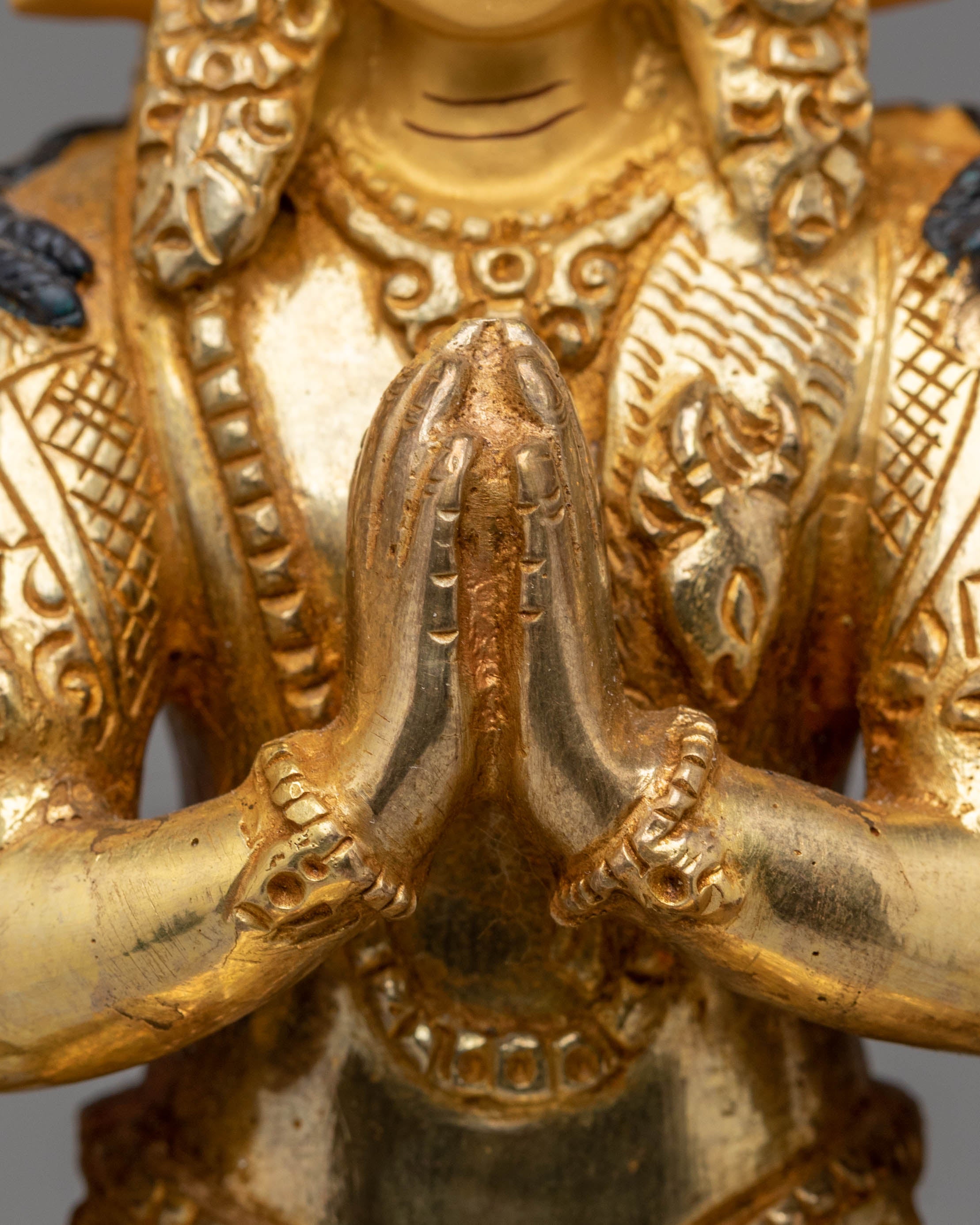 Handcrafted 1000 Armed Buddhist Chenrezig Statue | Compassionate Deity of Healing