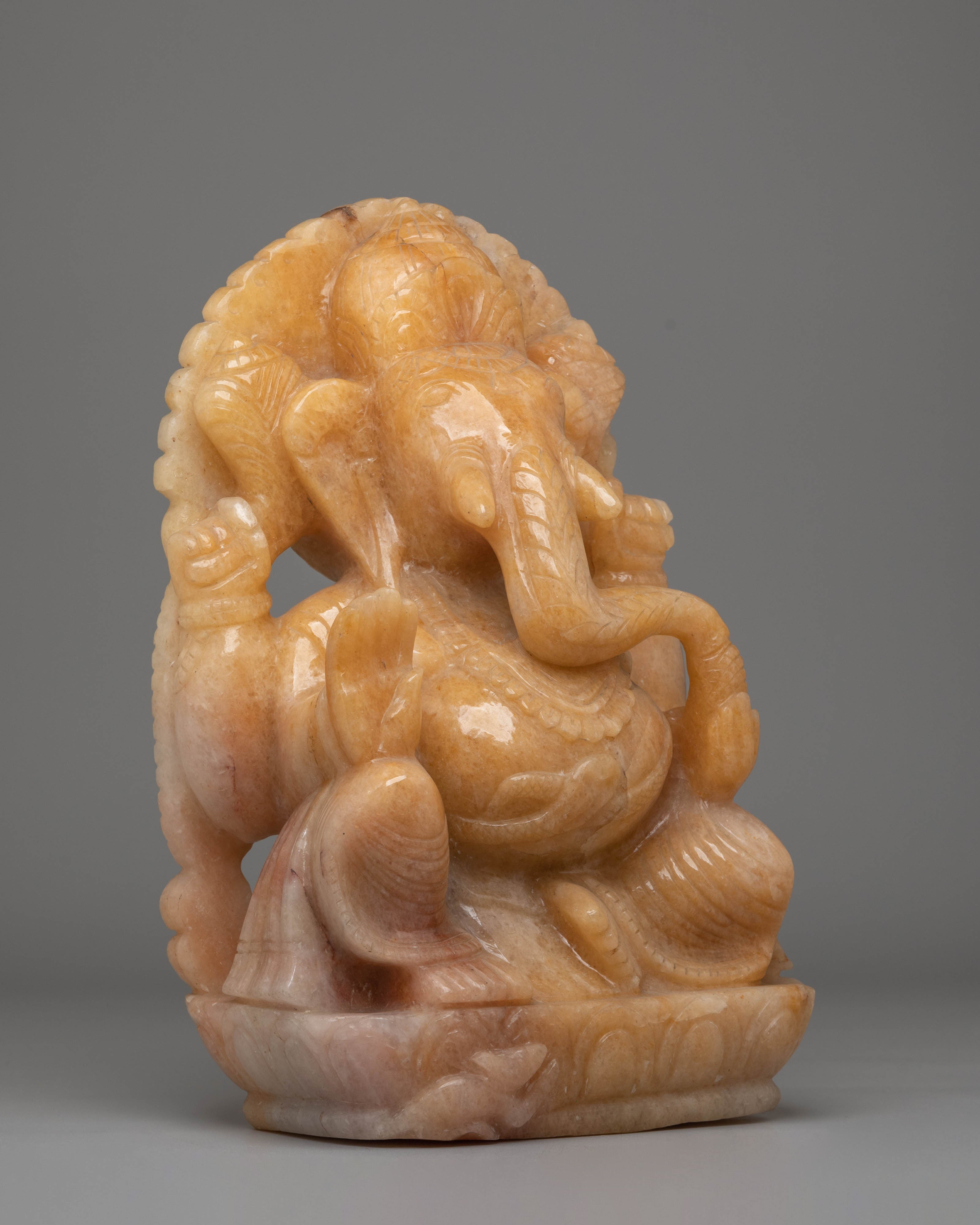Ganesh Statue – The Hindu Deity | Divine Lord Ganesha Sculpture