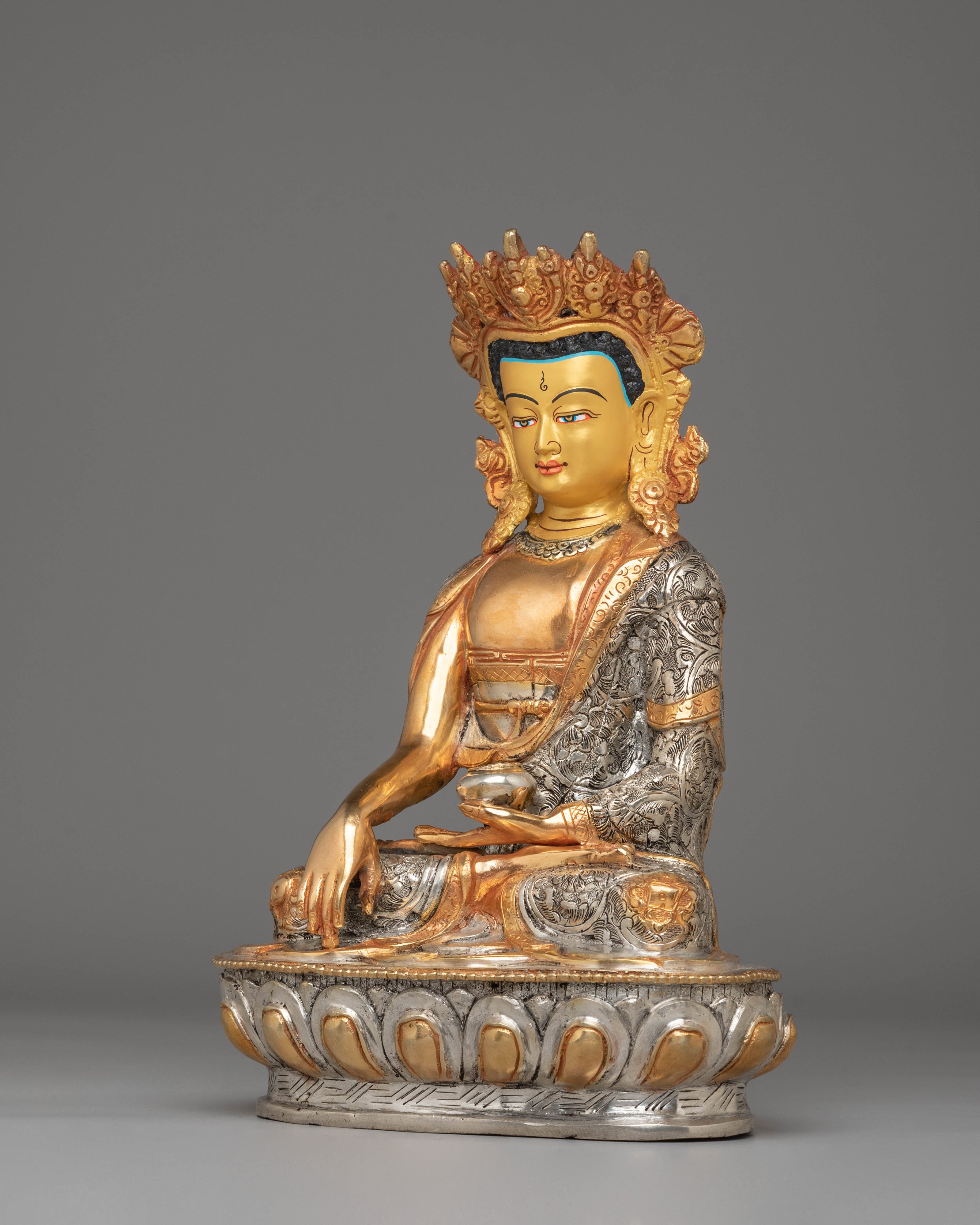 Dharma Guru Buddha Shakyamuni Statue | Gold Plated Copper for Spiritual Enlightenment