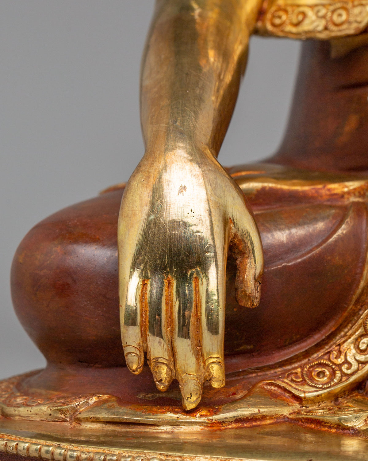 Sage Shakyamuni Buddha Statue | Symbol of Enlightenment