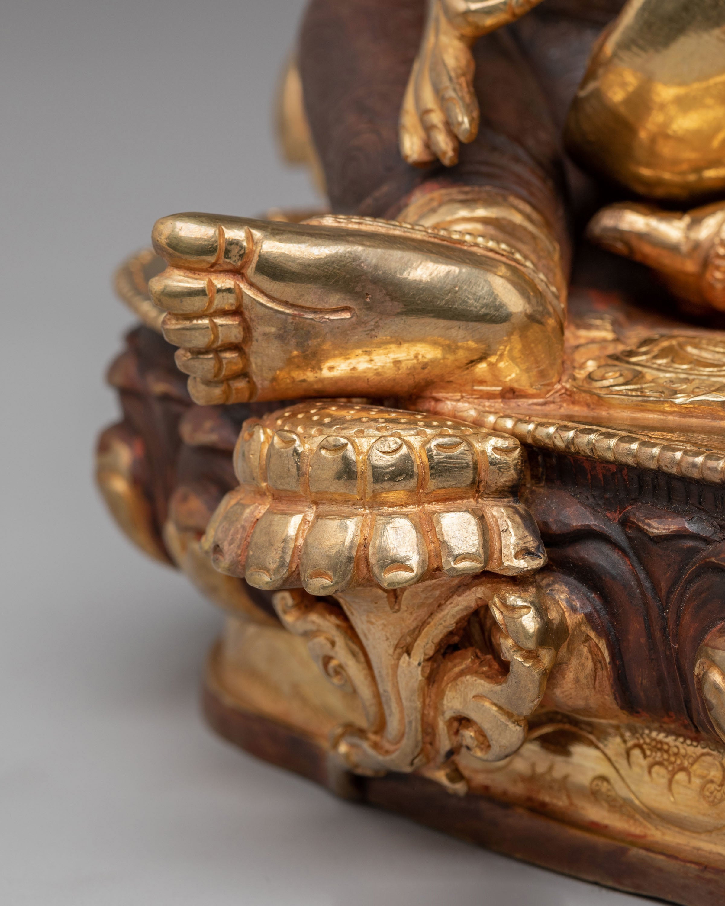 Saraswati Statue for Wisdom | 24K Gold Plated Copper Saraswati