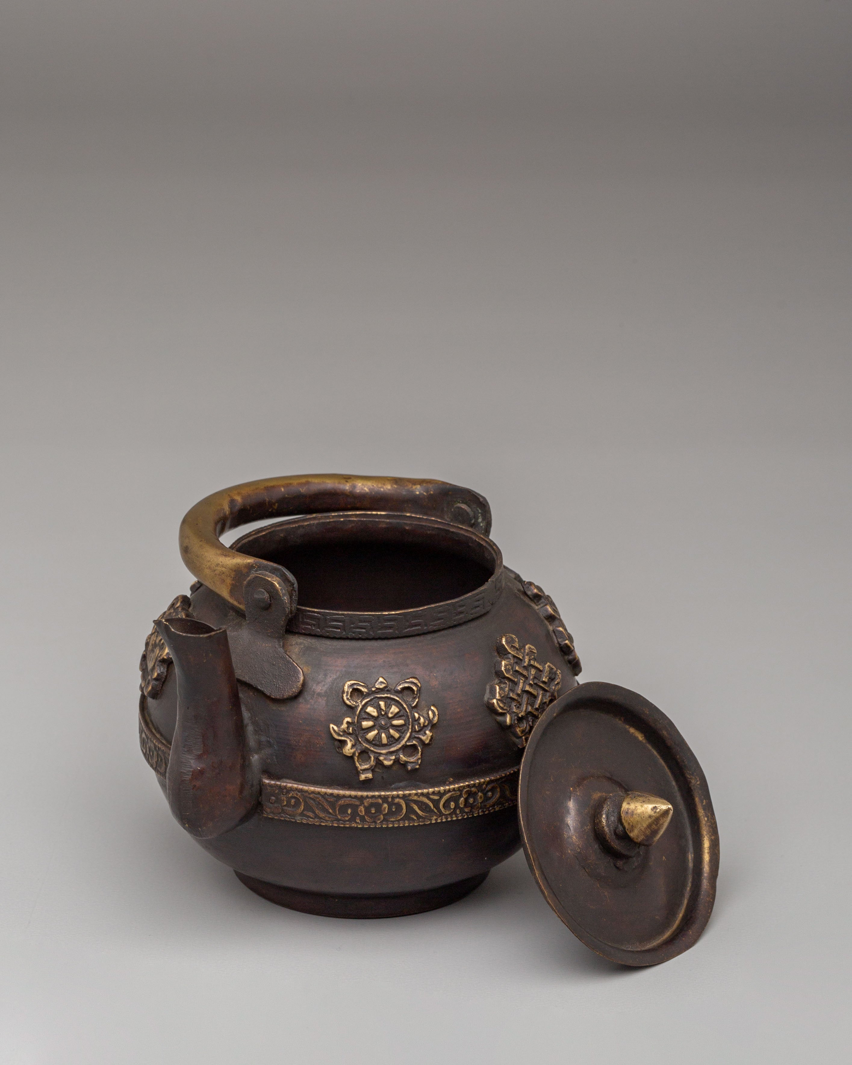 Decorative Tibetan Teapot | Himalayan Artwork