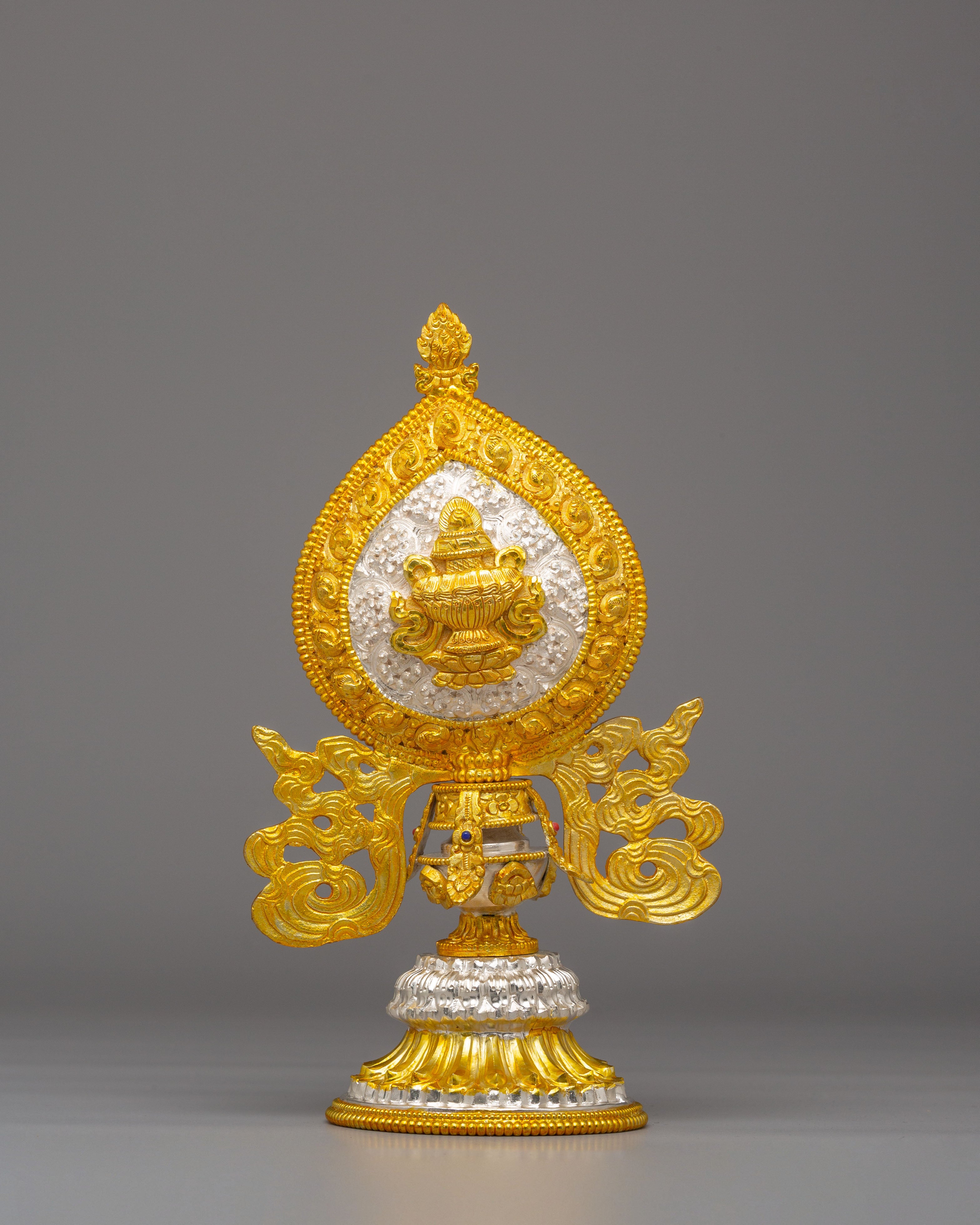 Tibetan Altar Eight Auspicious Symbols | Tibetan Buddhist Ritual Tools