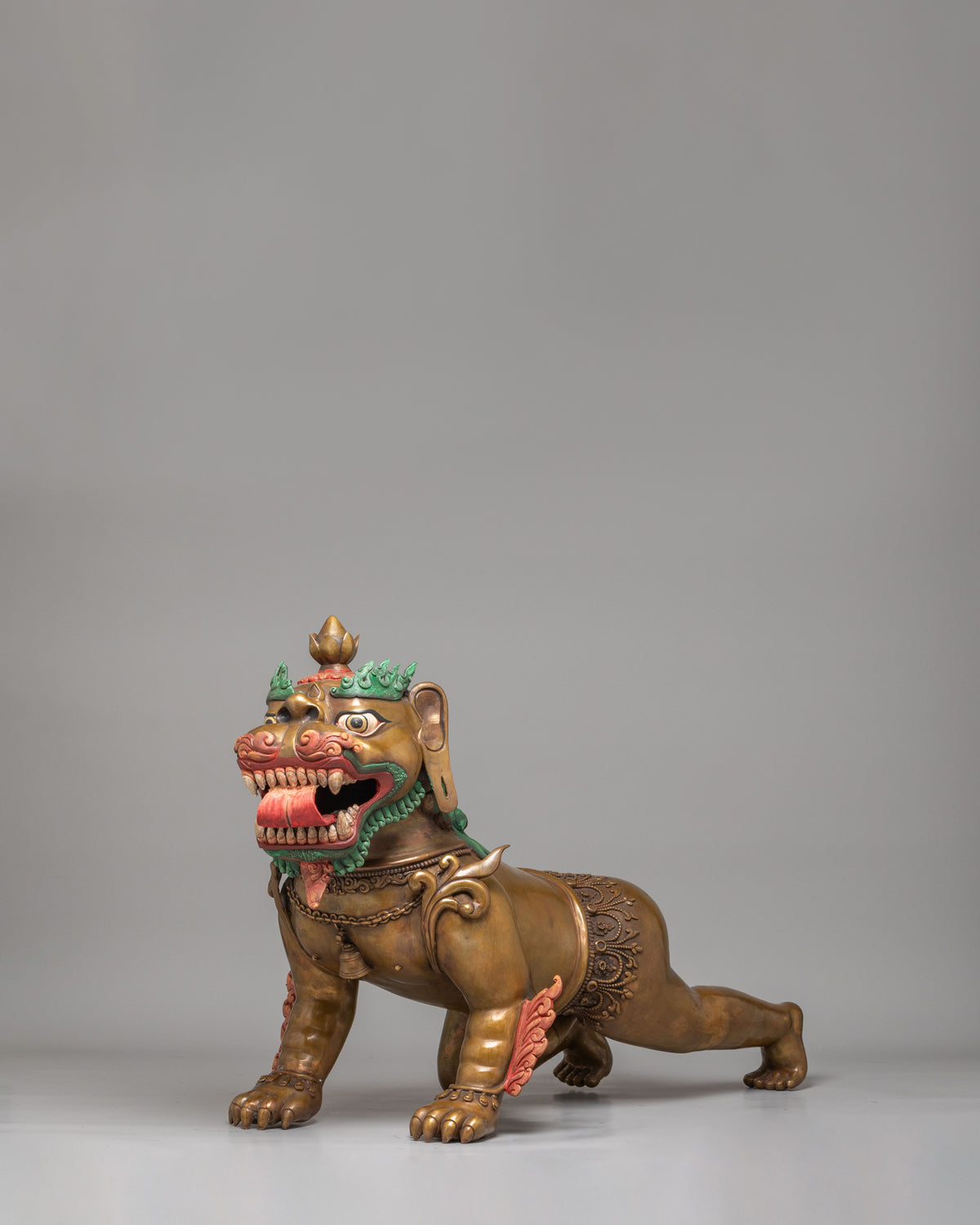 Protective Guardian Lion Statue Set | Symbol of Strength and Power