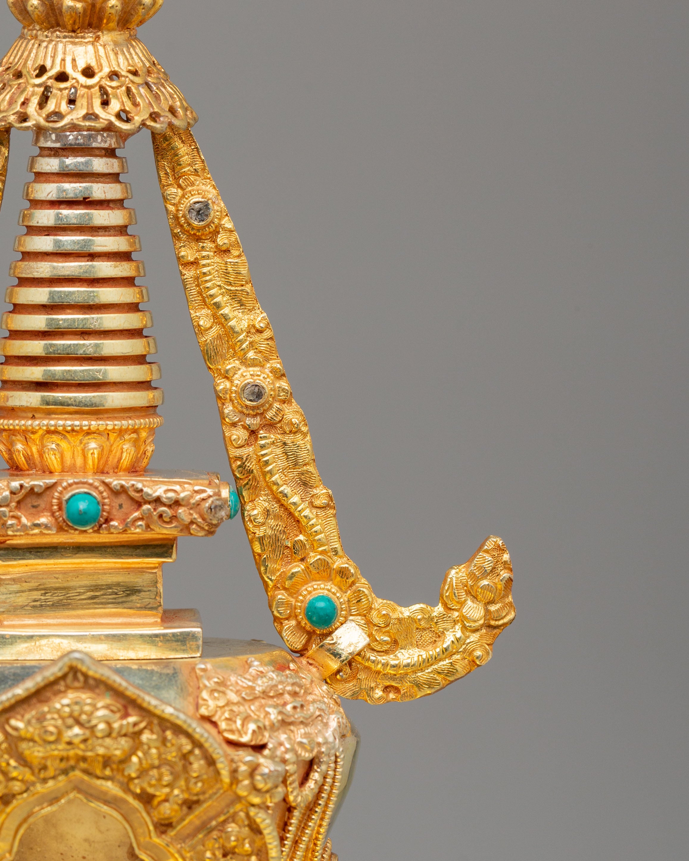 Traditional Buddhist Namgyalma Chorten | Tibetan Spiritual Shrine Art