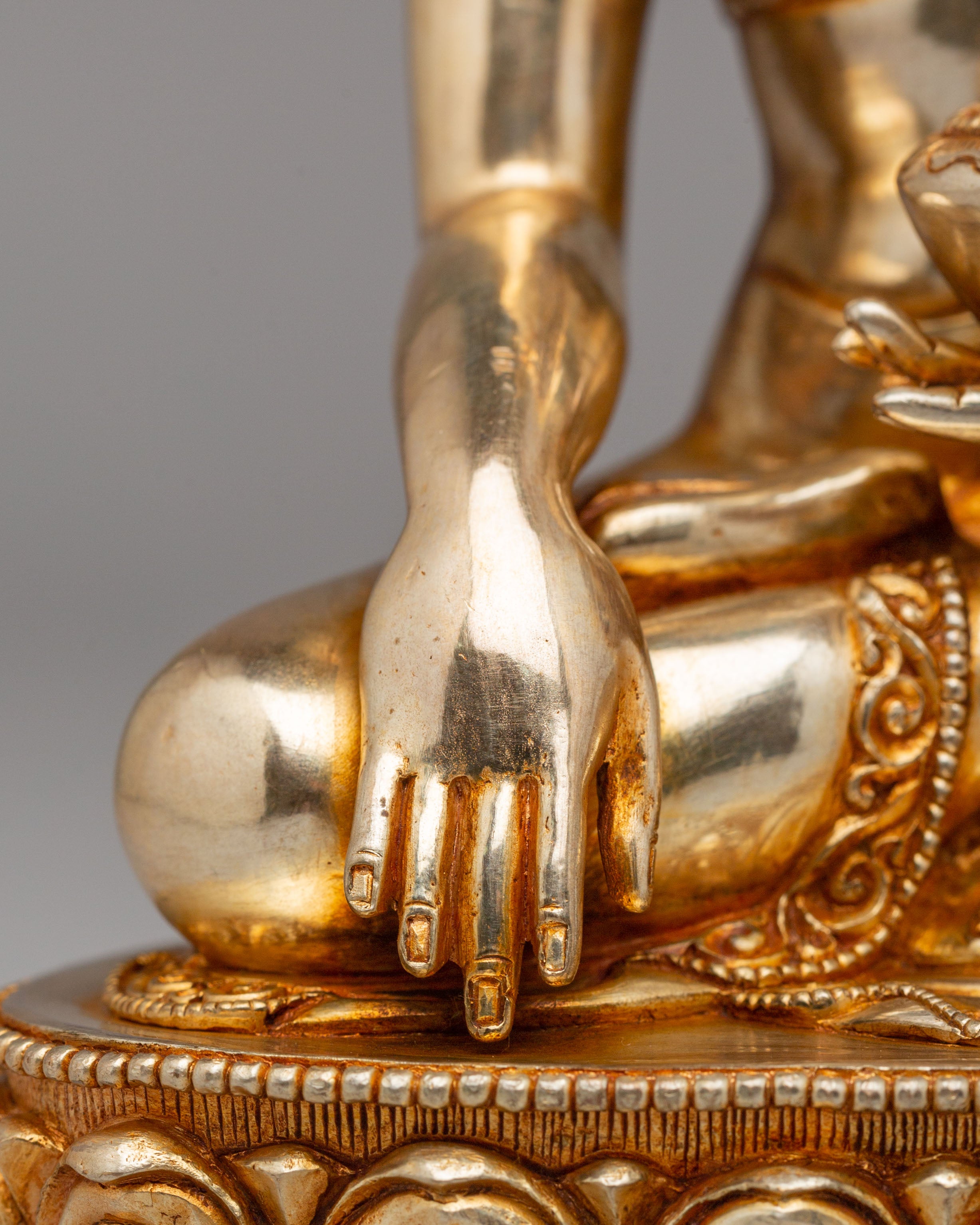 Enlightenment Buddha Shakyamuni Figurine | The Buddha of Peace & Wisdom