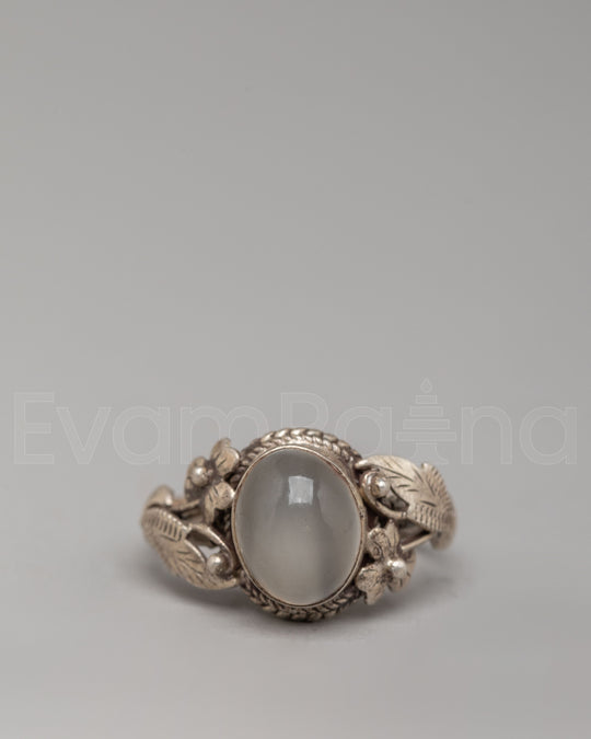Silver Decorative Ring | Natural Zircon Stone with Floral Motif