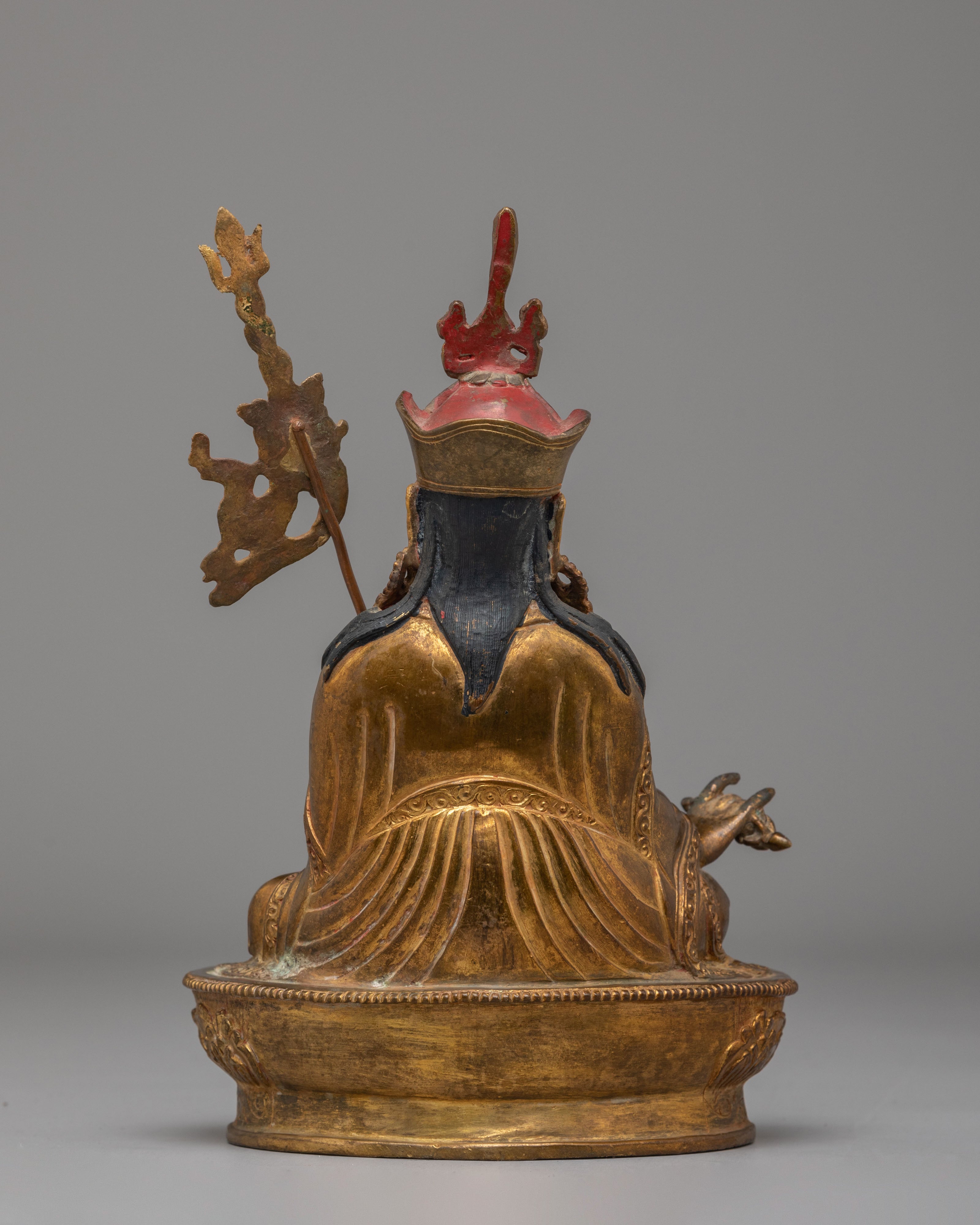 Buddhist Guru Rinpoche Sculpture | Symbol of Wisdom and Compassion