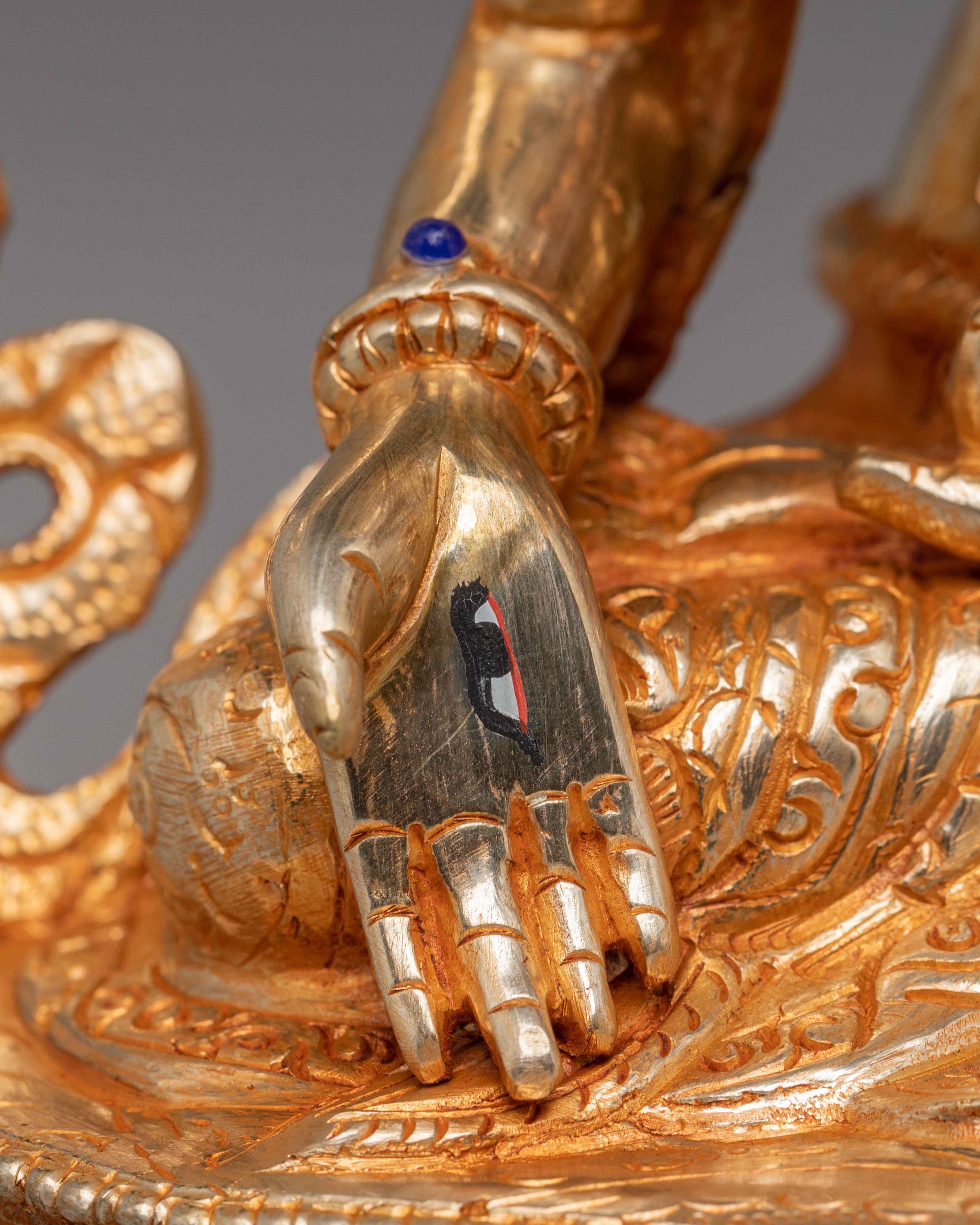 Himalayan Namgyalma Figurine | Handmade Statue for Meditation Rituals