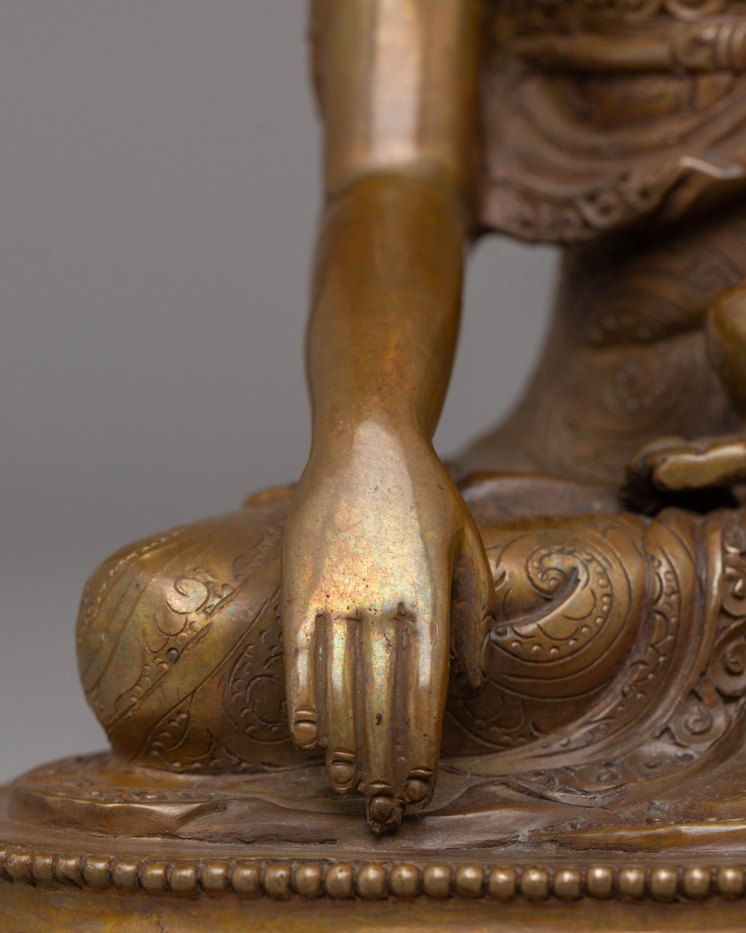Dharma Teacher Shakyamuni Statue | Spiritual Buddha Sculpture