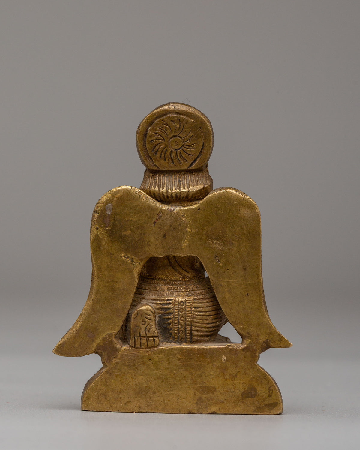 Traditional Garuda Deity Sculpture | Symbol of Power and Protection