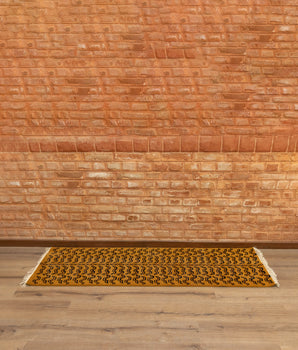 Handcrafted Floral Elegant Rug | Floral Design