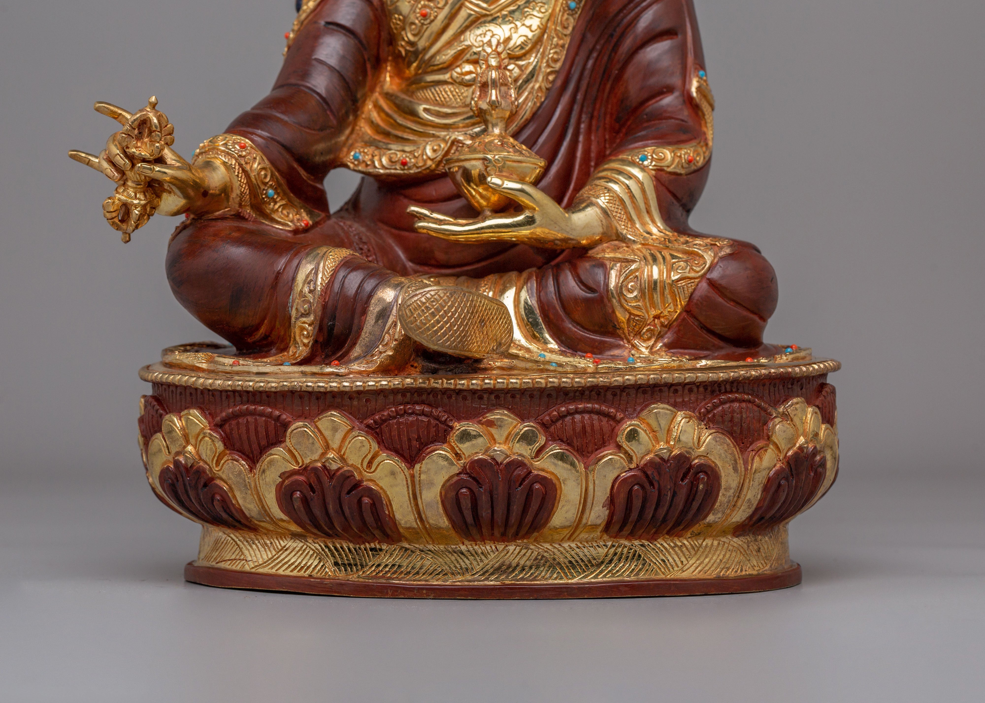 Traditional Guru Padmasambhava Statue | A Sacred Tibetan Masterpiece