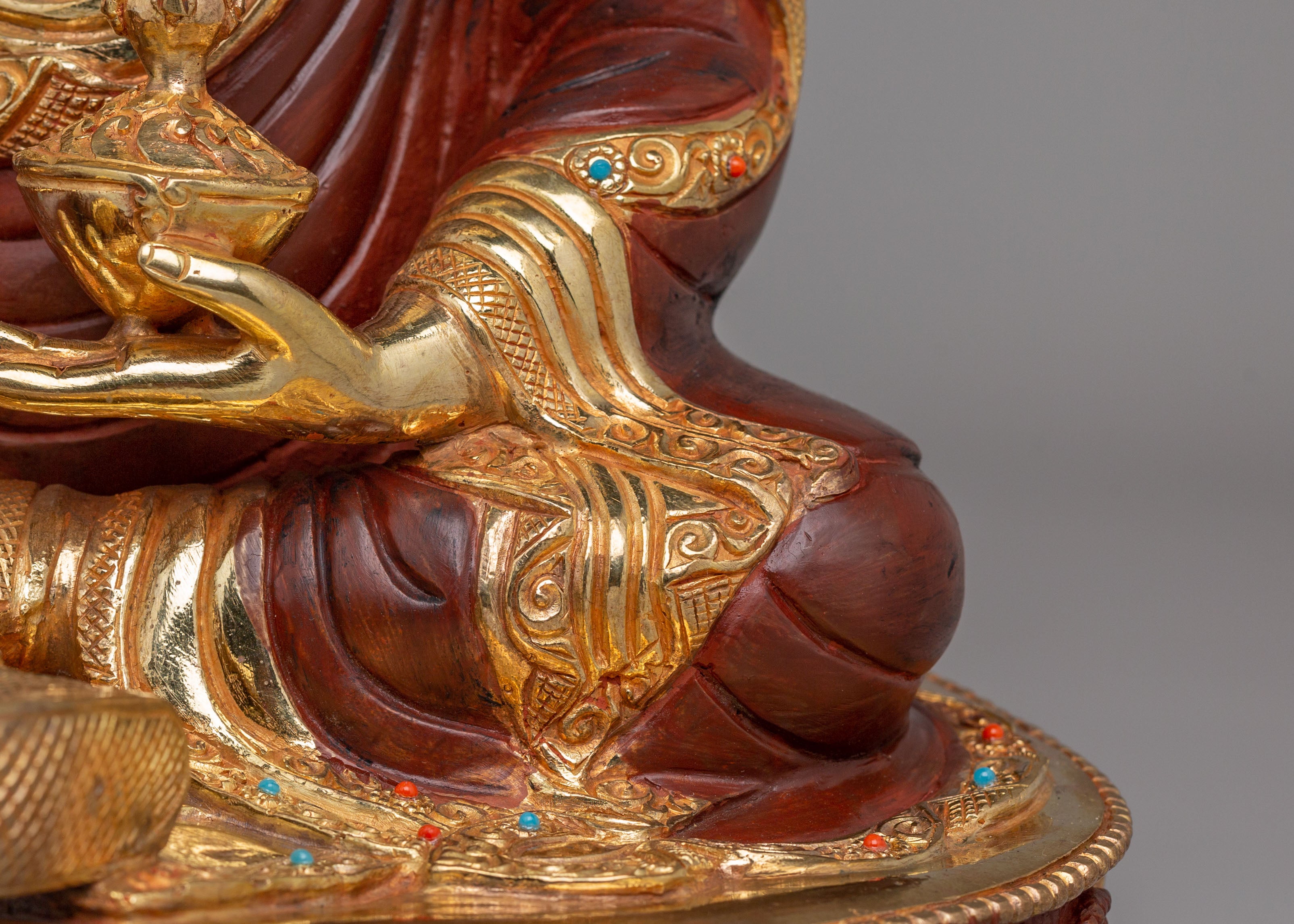Traditional Guru Padmasambhava Statue | A Sacred Tibetan Masterpiece