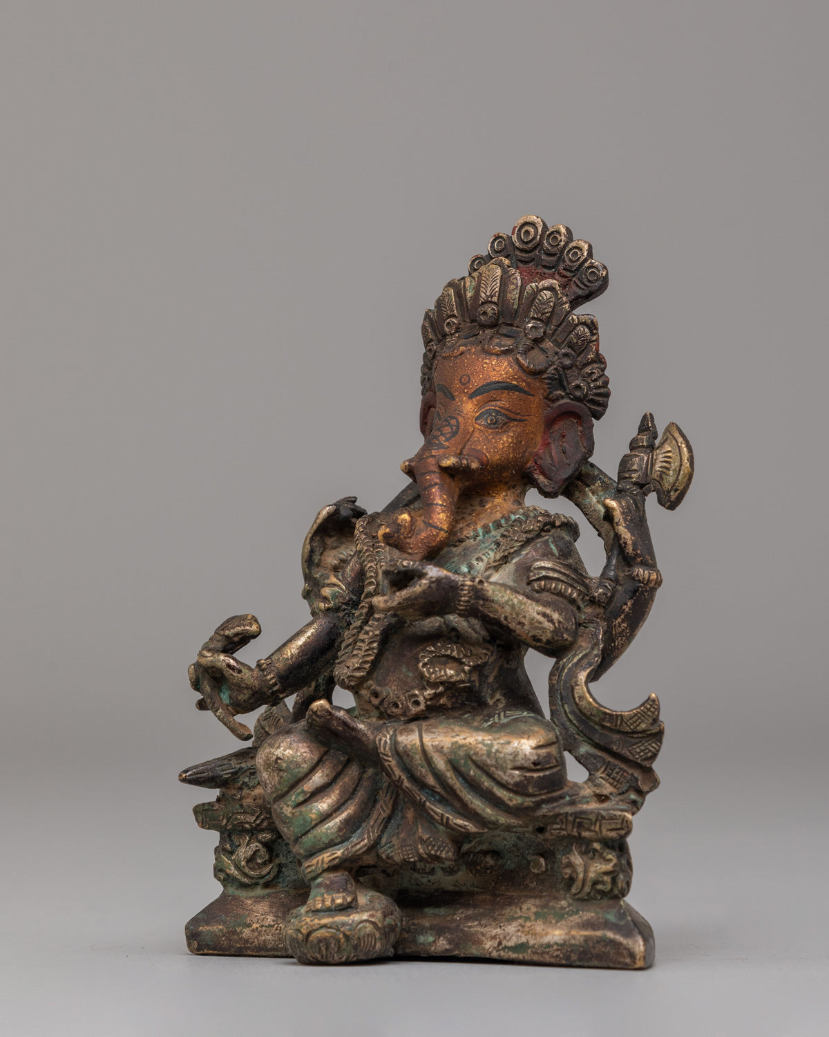 Himalayan Lord Ganesha Sculpture | Antique Finish Copper Statue