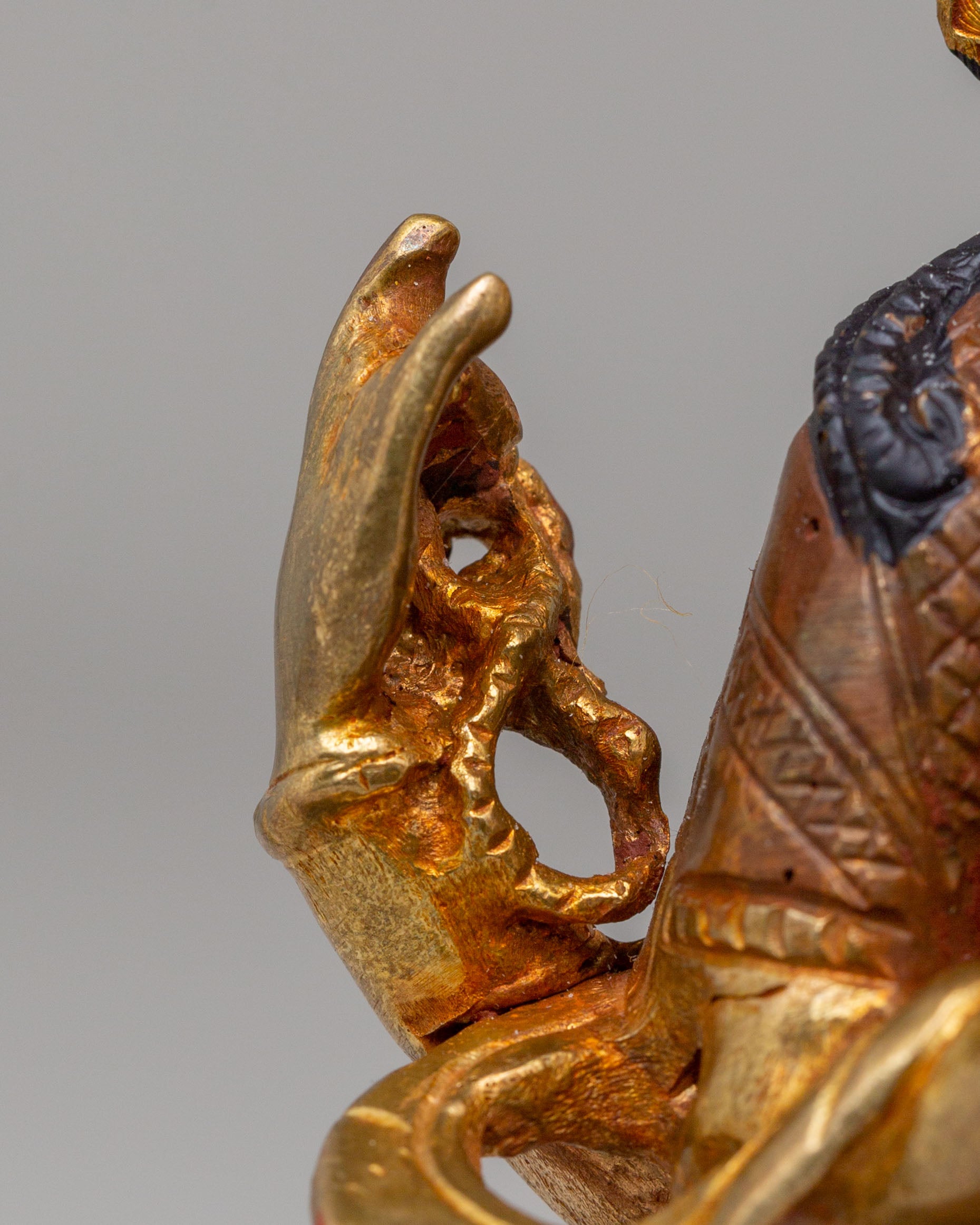 Vajrayana Chenrezig Compassion Statue | A Symbol of Infinite Love and Wisdom