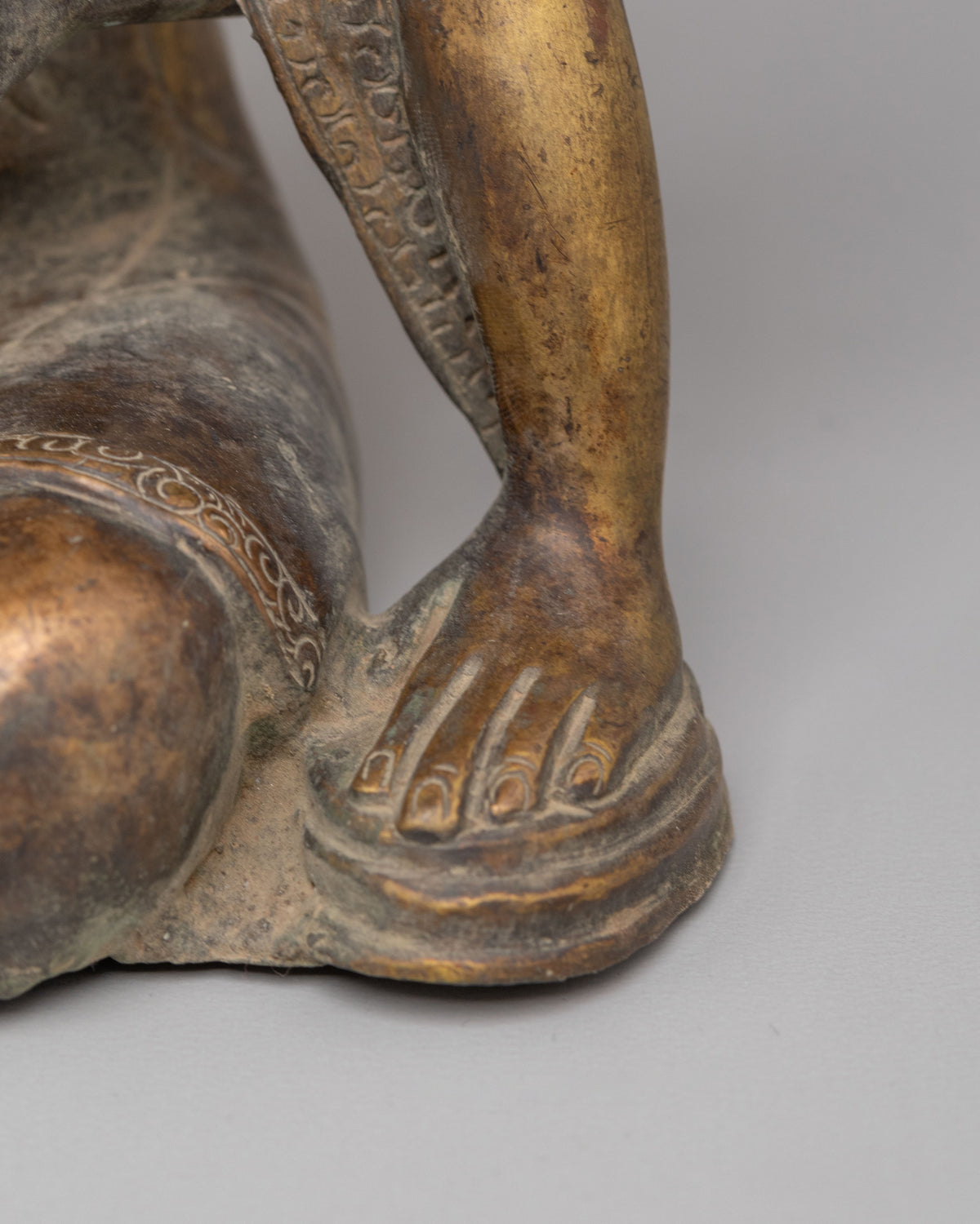 Sacred Nyoirin Kannon Statue | Buddhist Deity Figurine for Spiritual Decor