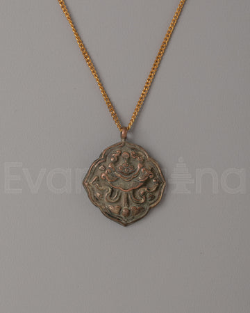 Treasure Vase Pendant 