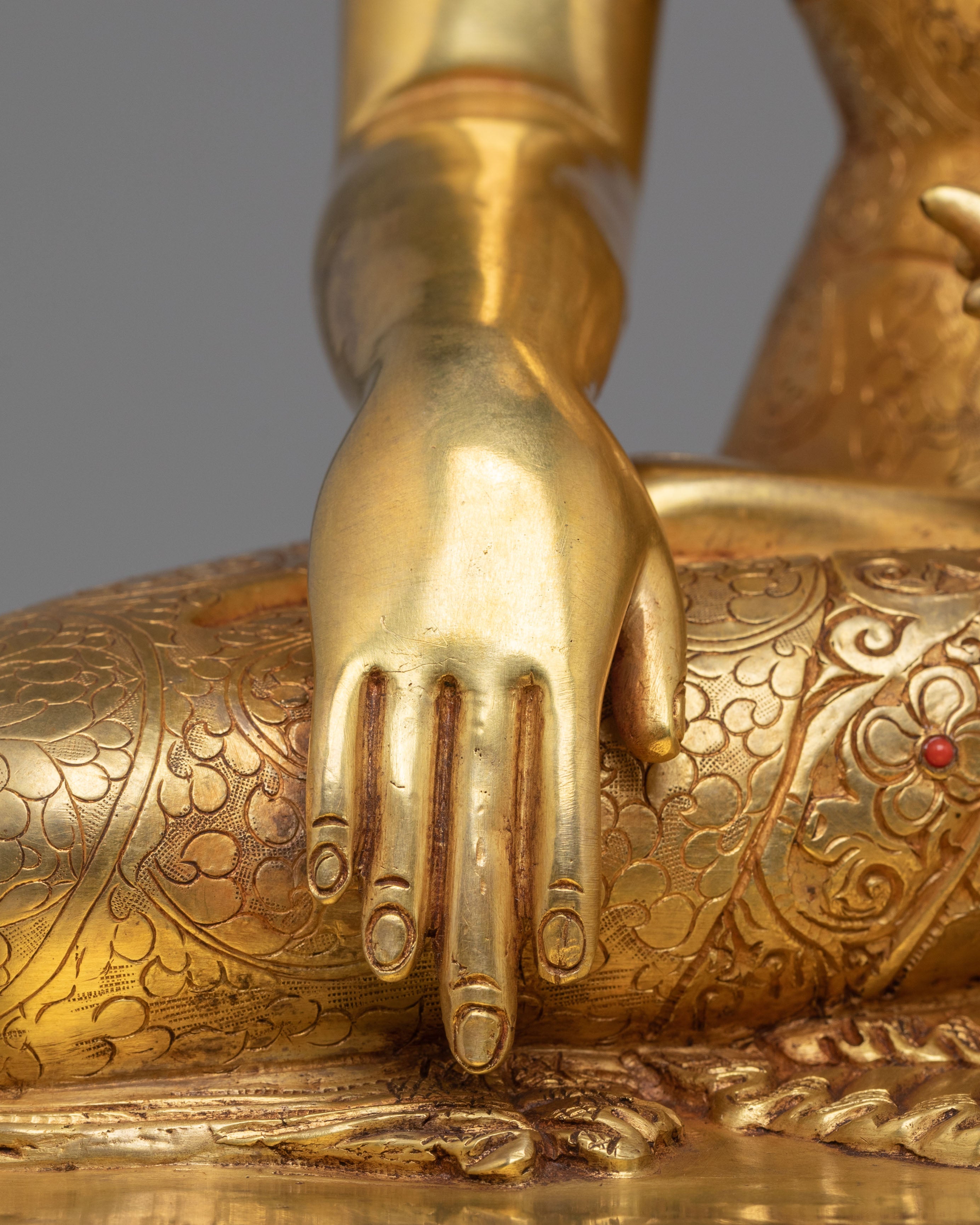 Shakyamuni Buddha Enlightenment Sculpture | Symbol of Inner Peace