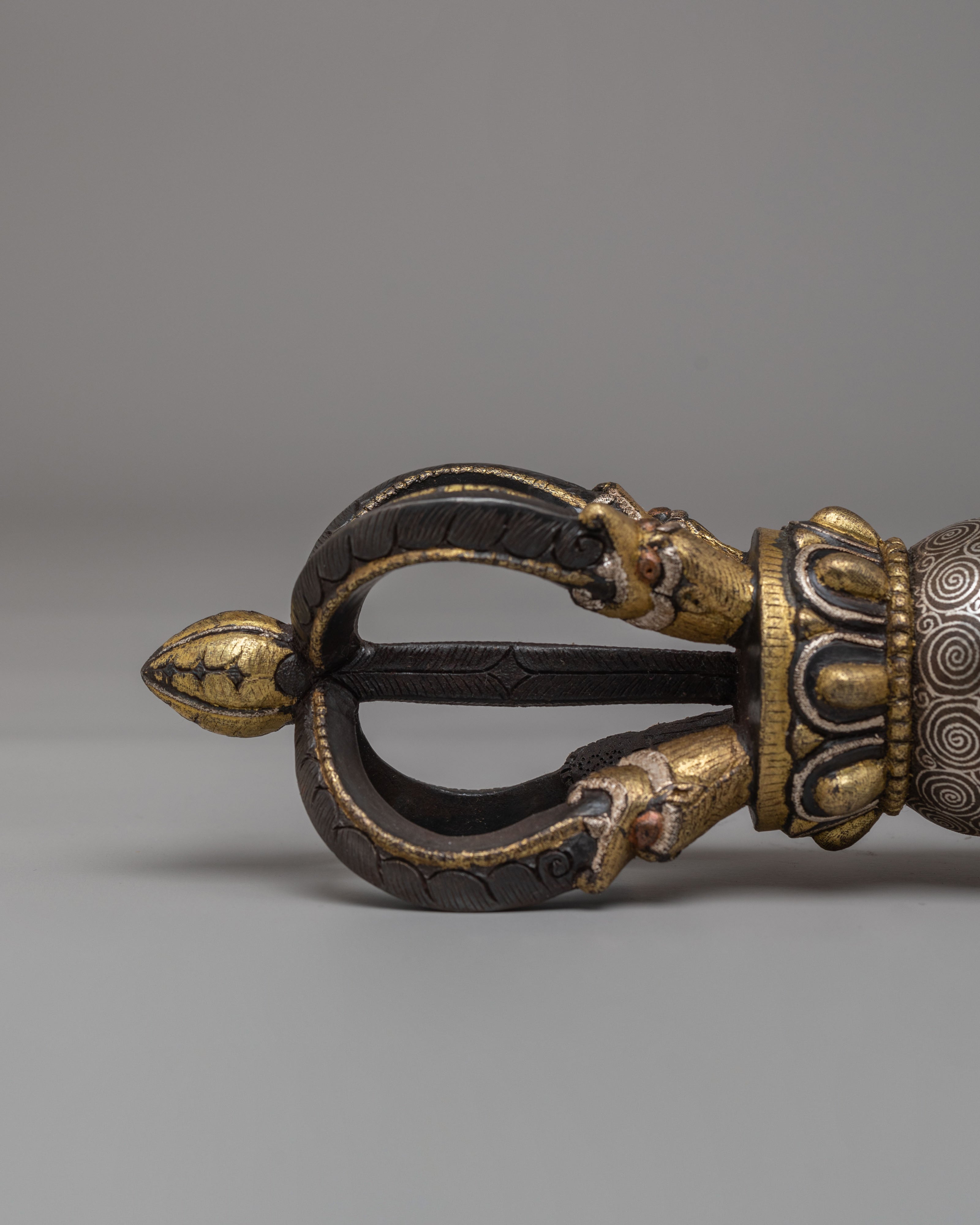 Himalayan Tibetan Vajra | Ritual Thunderbolt