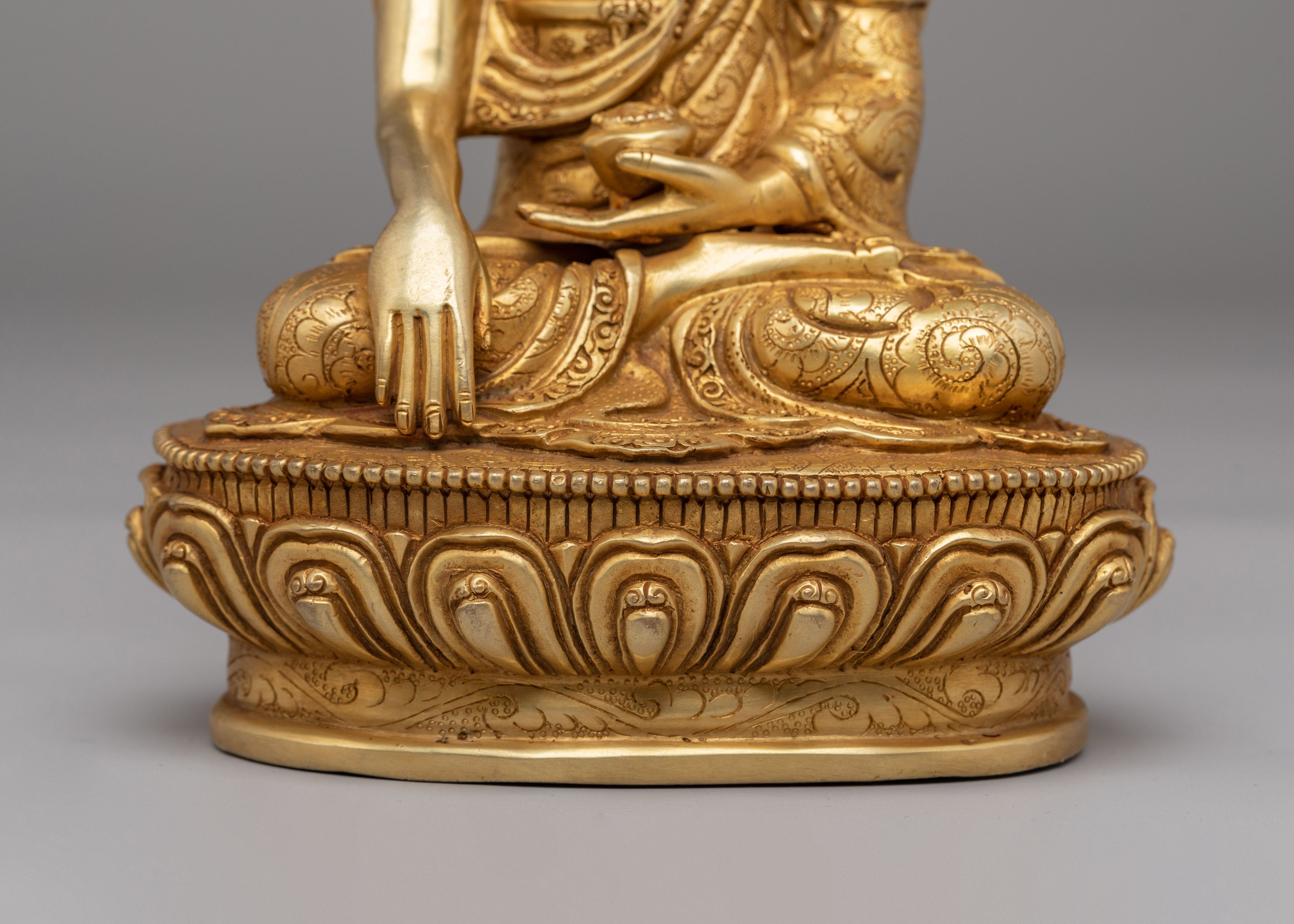 Sacred Altar Shakyamuni Buddha Statue | Tibetan Spiritual Decor