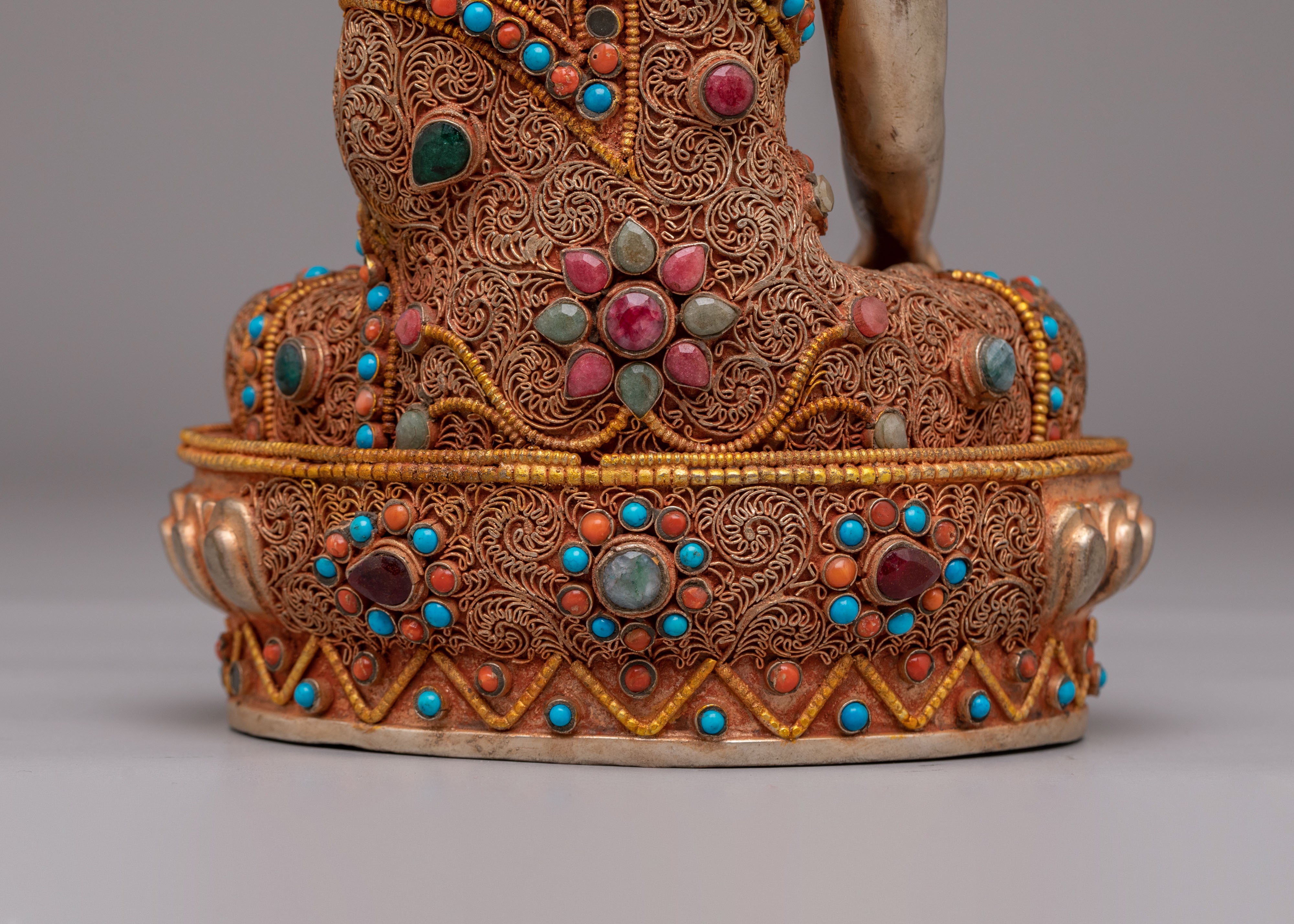 Handcrafted Shakyamuni Buddha Figurine | A Sacred Symbol of Enlightenment