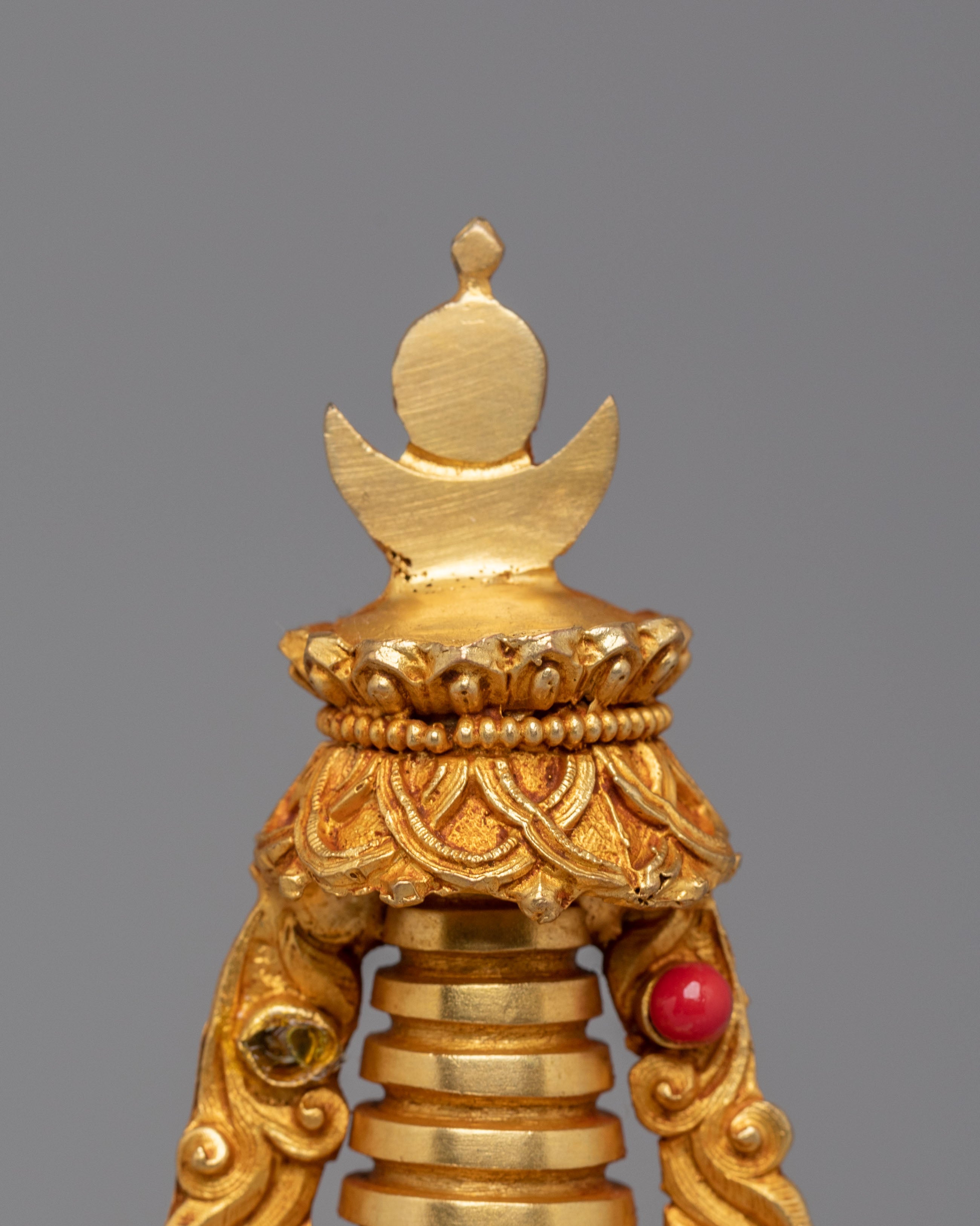 Machine-Made Altar Enlightenment Stupa | Symbol of Buddha’s Victory Over Mara