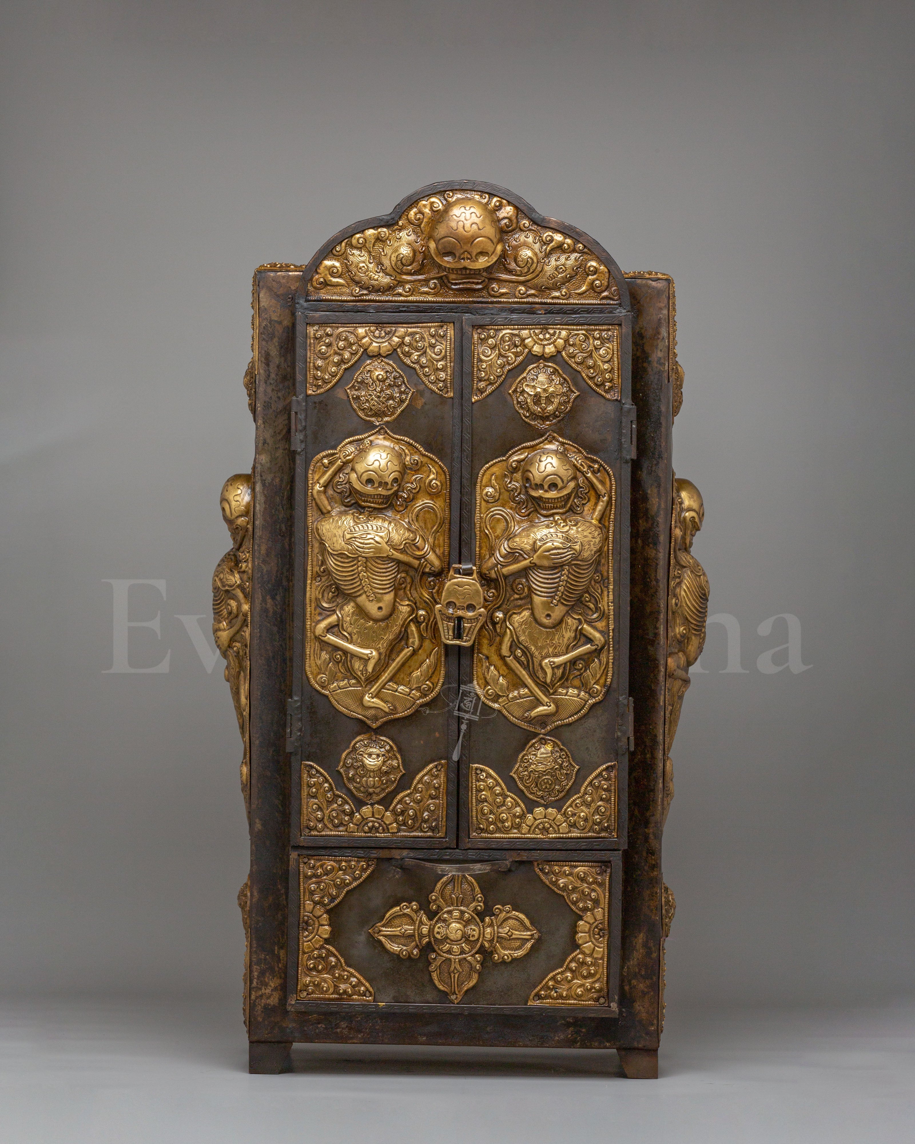 Buddhist Chitipati Altar Box