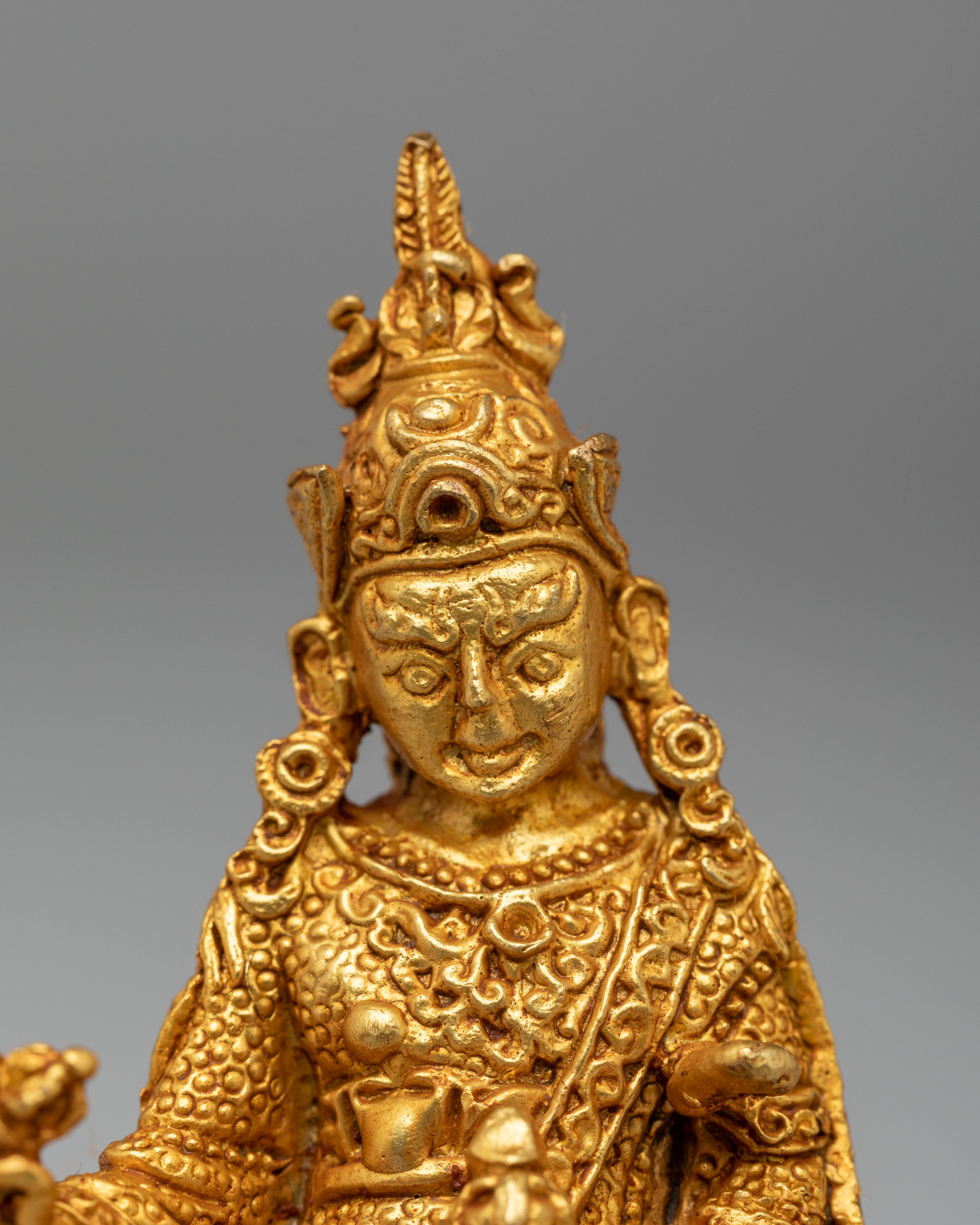 Sacred Guru Rinpoche Meditation Statue | Traditional Himalayan Artwork