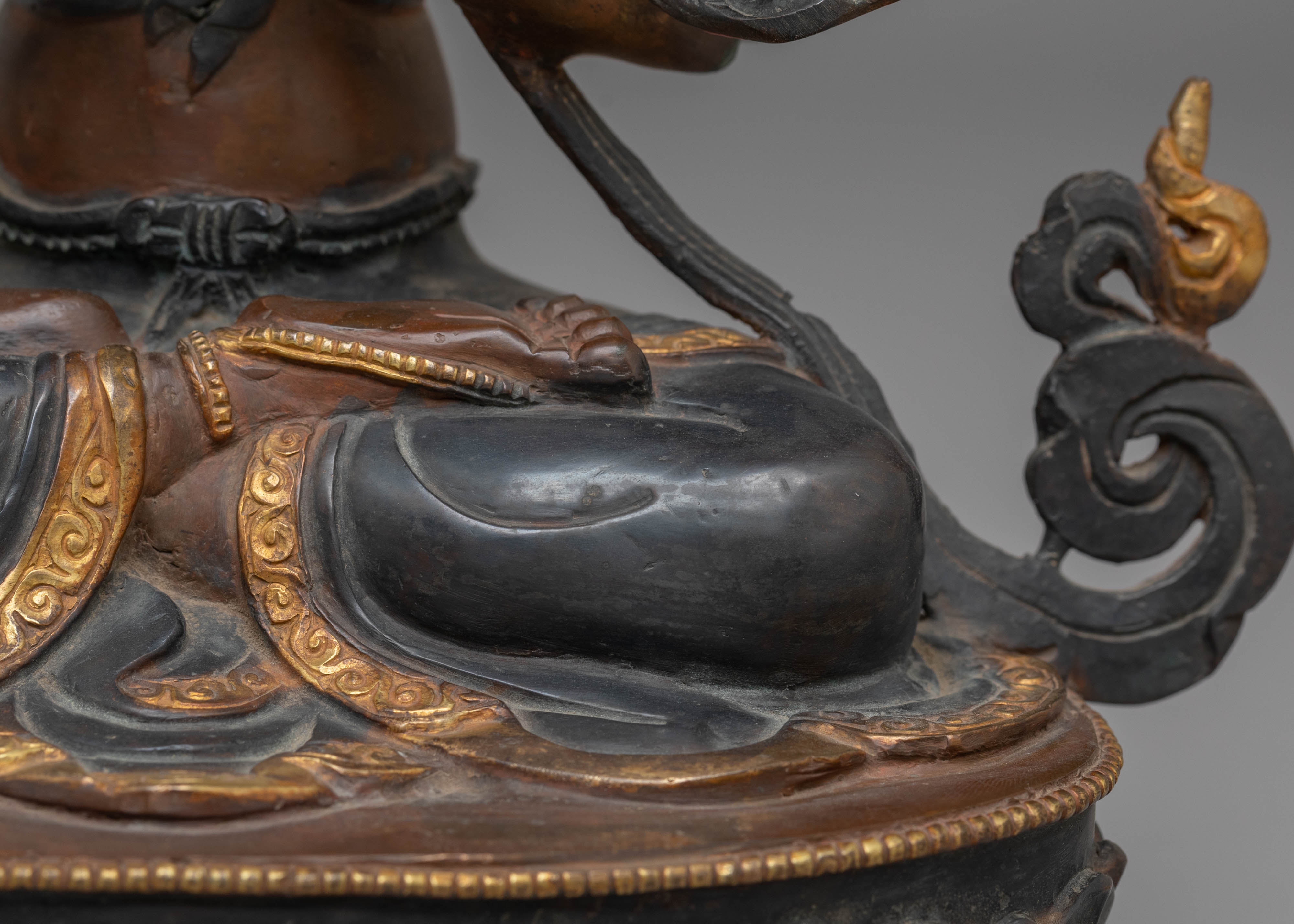 Chenrezig Statue Bodhisattva Of Compassion | Meditation Decor