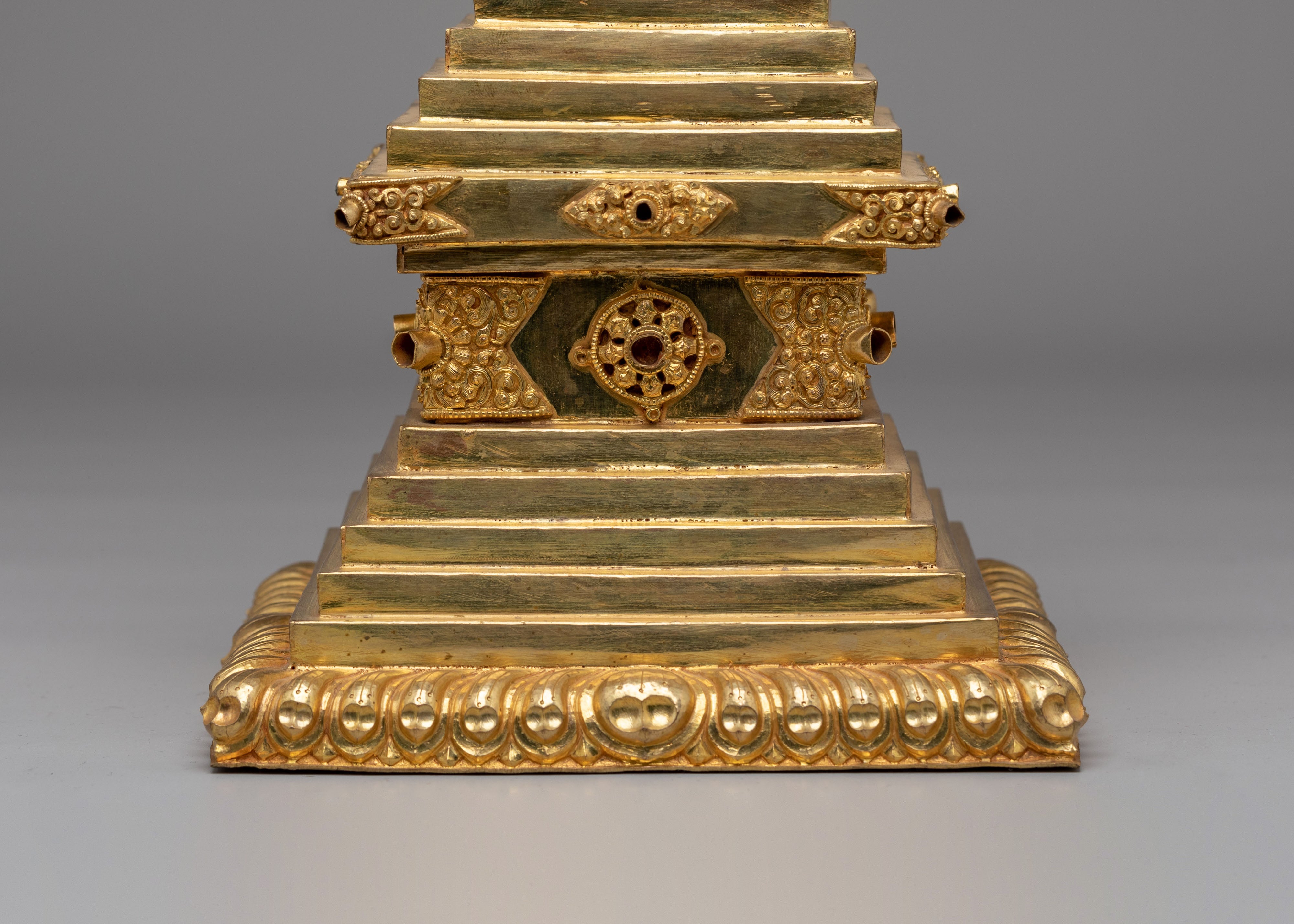 Enlightenment Stupa for Buddhist Practice | Symbol of Enlightenment