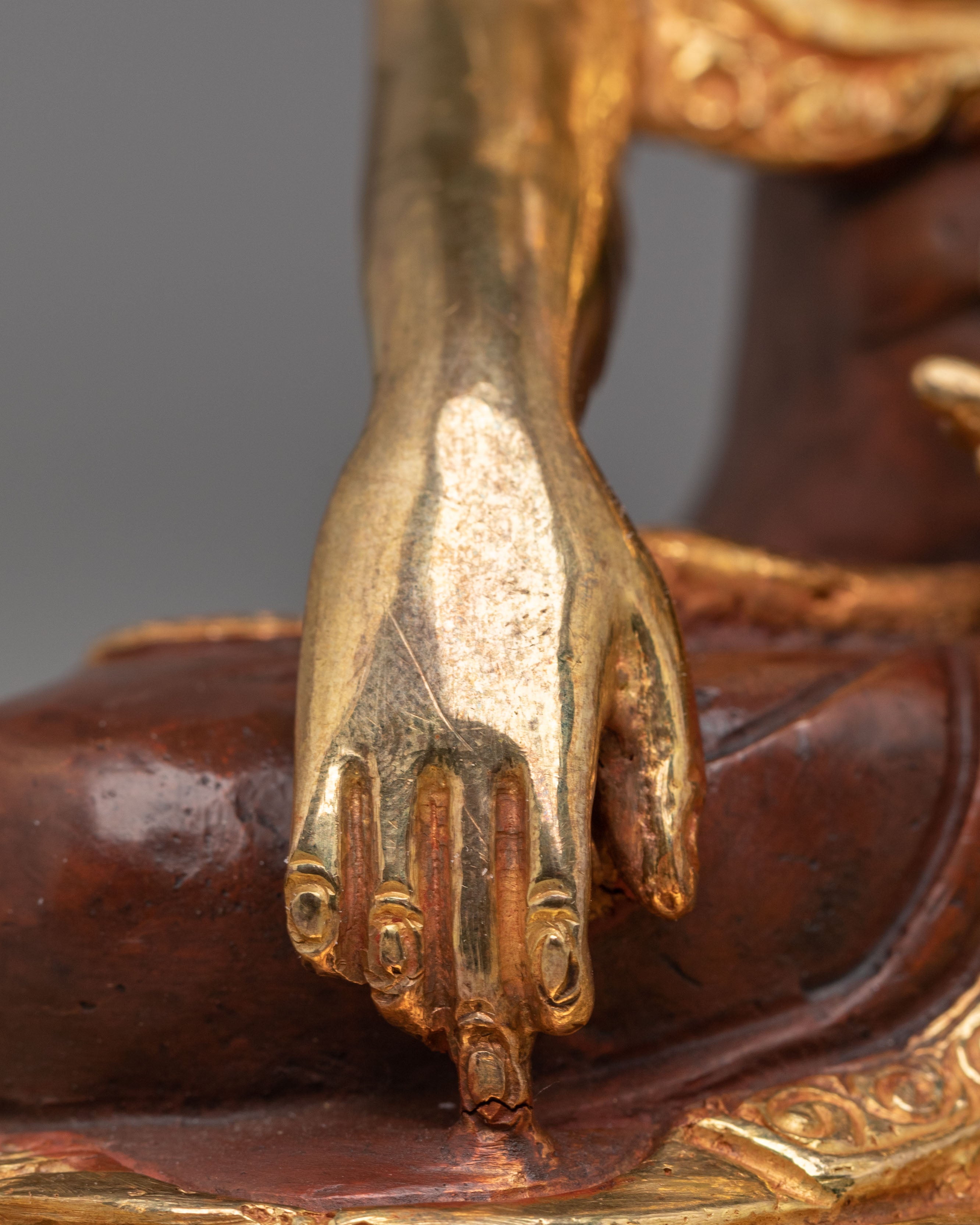 Divine Sage Buddha Shakyamuni Statue | Handcrafted Spiritual Decor