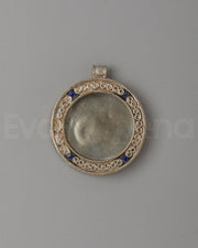 Himalayan Prayer Locket 