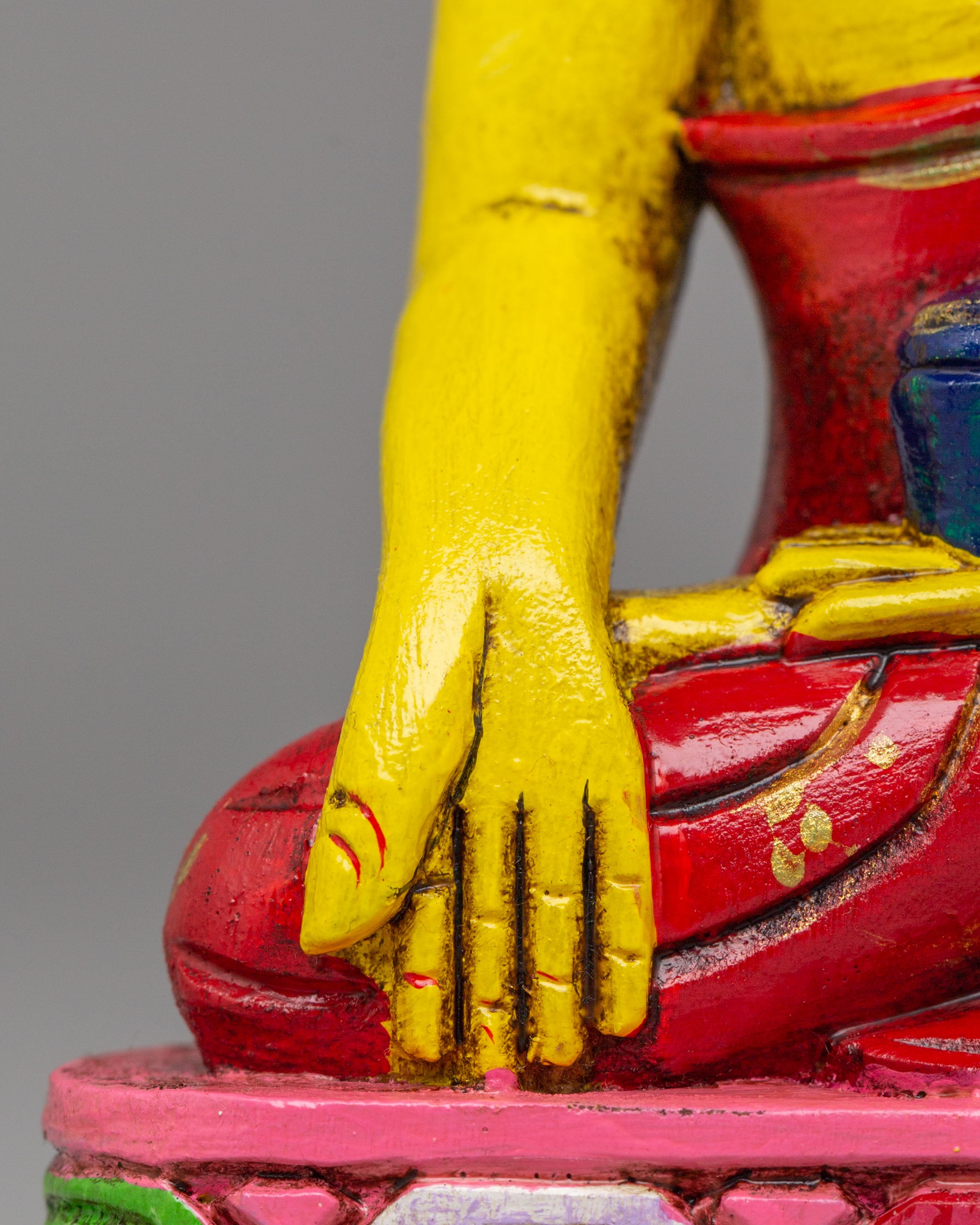 Spiritual Ratnasambhava Statue | Symbol of Wisdom and Prosperity