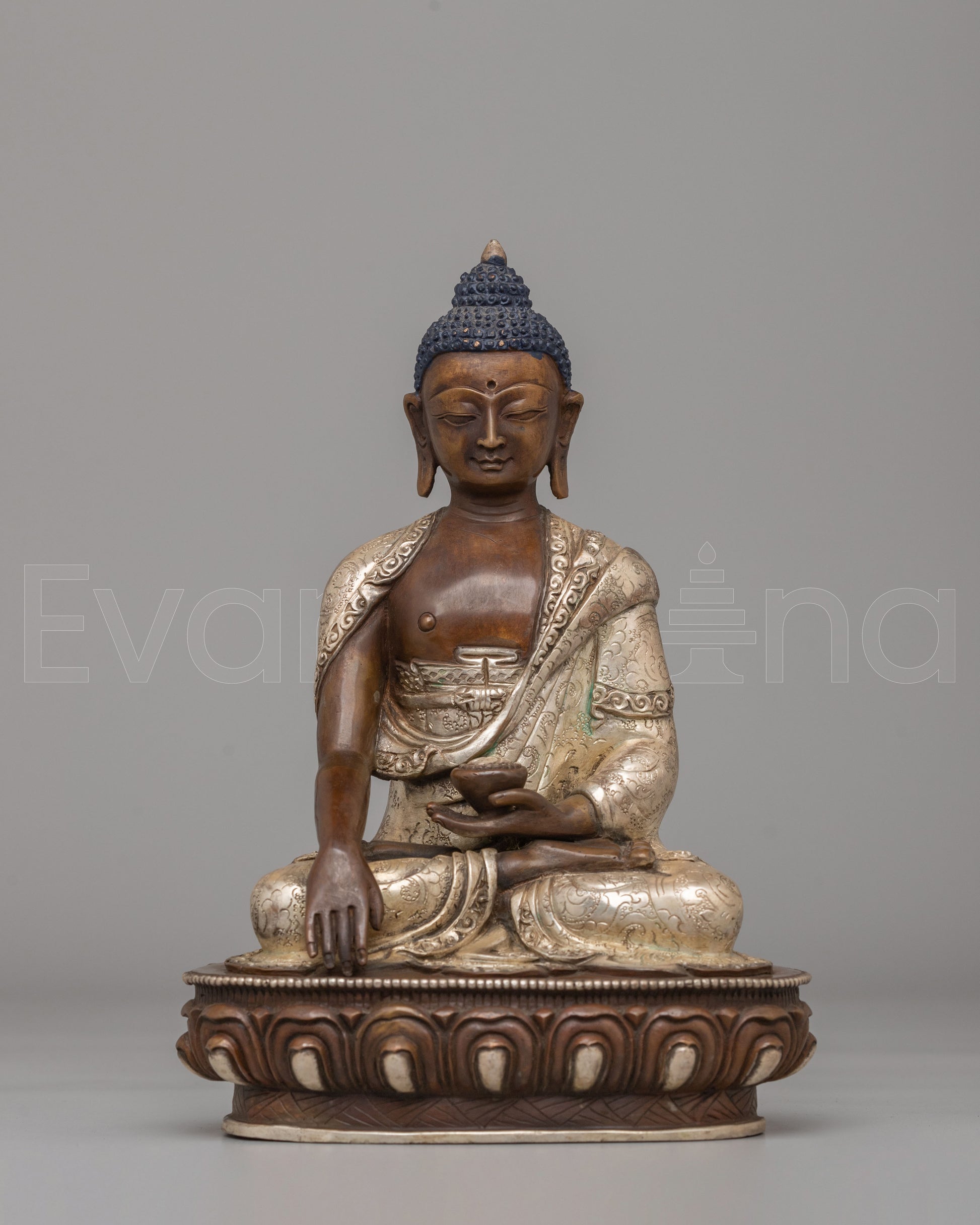 Buddha Shakyamuni Statue