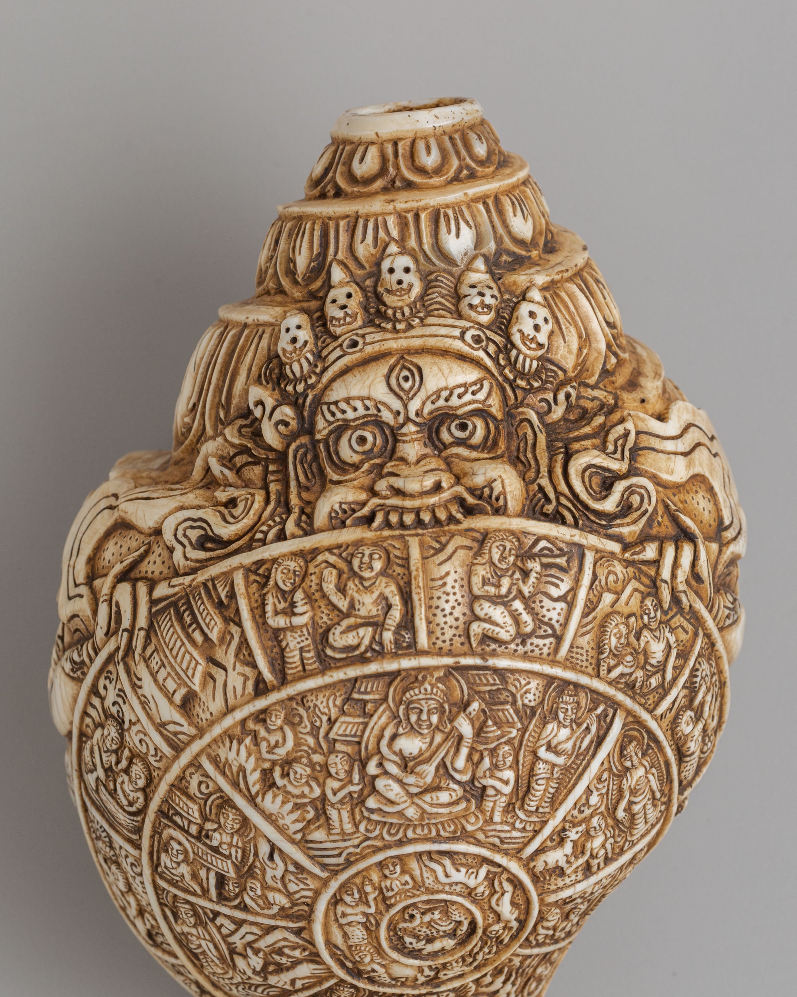 Wheel Of Life Conch | Tibetan Rituals and Altar Decor