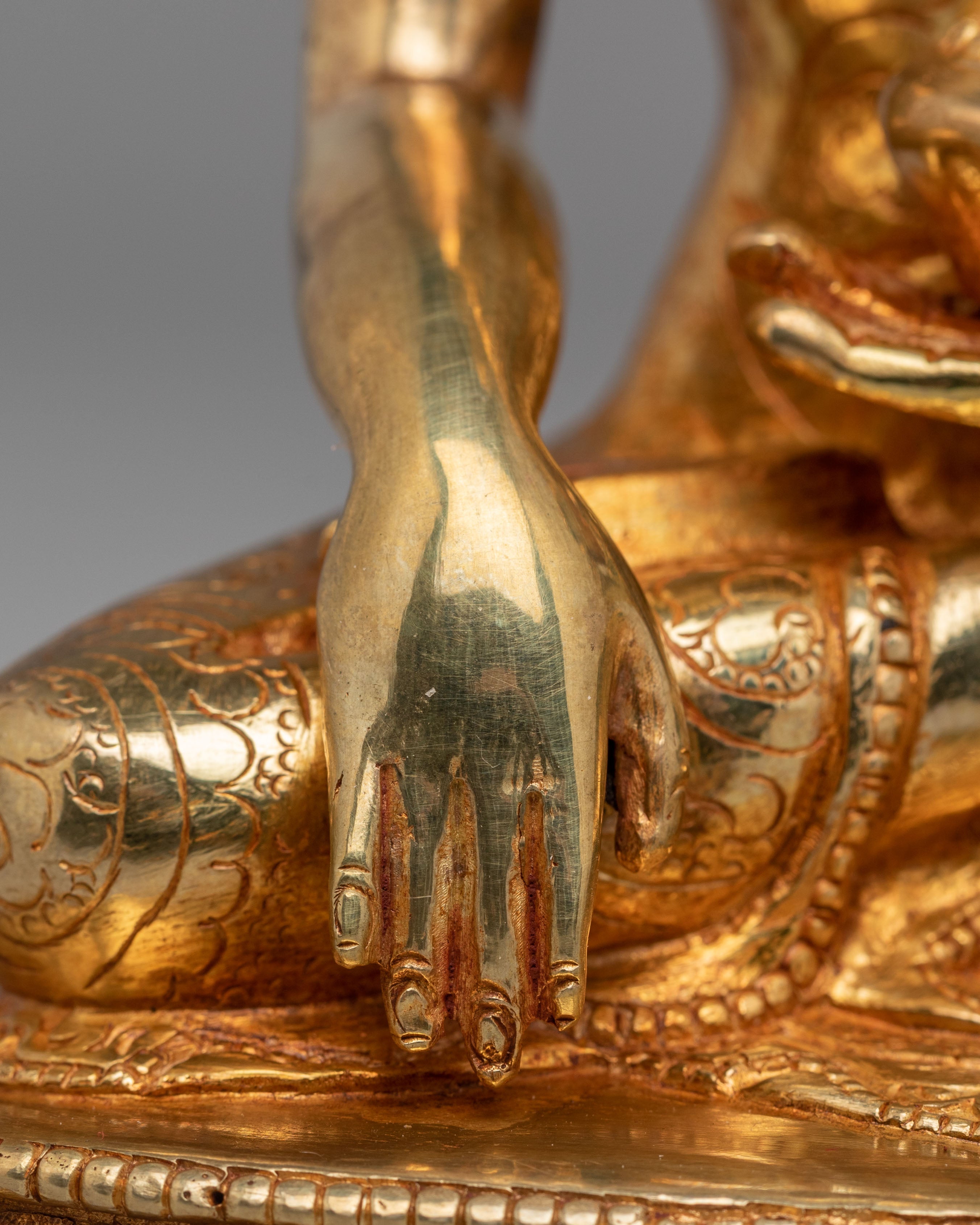 Shakyamuni Buddha Serene Statue | Meditation Altar Decor