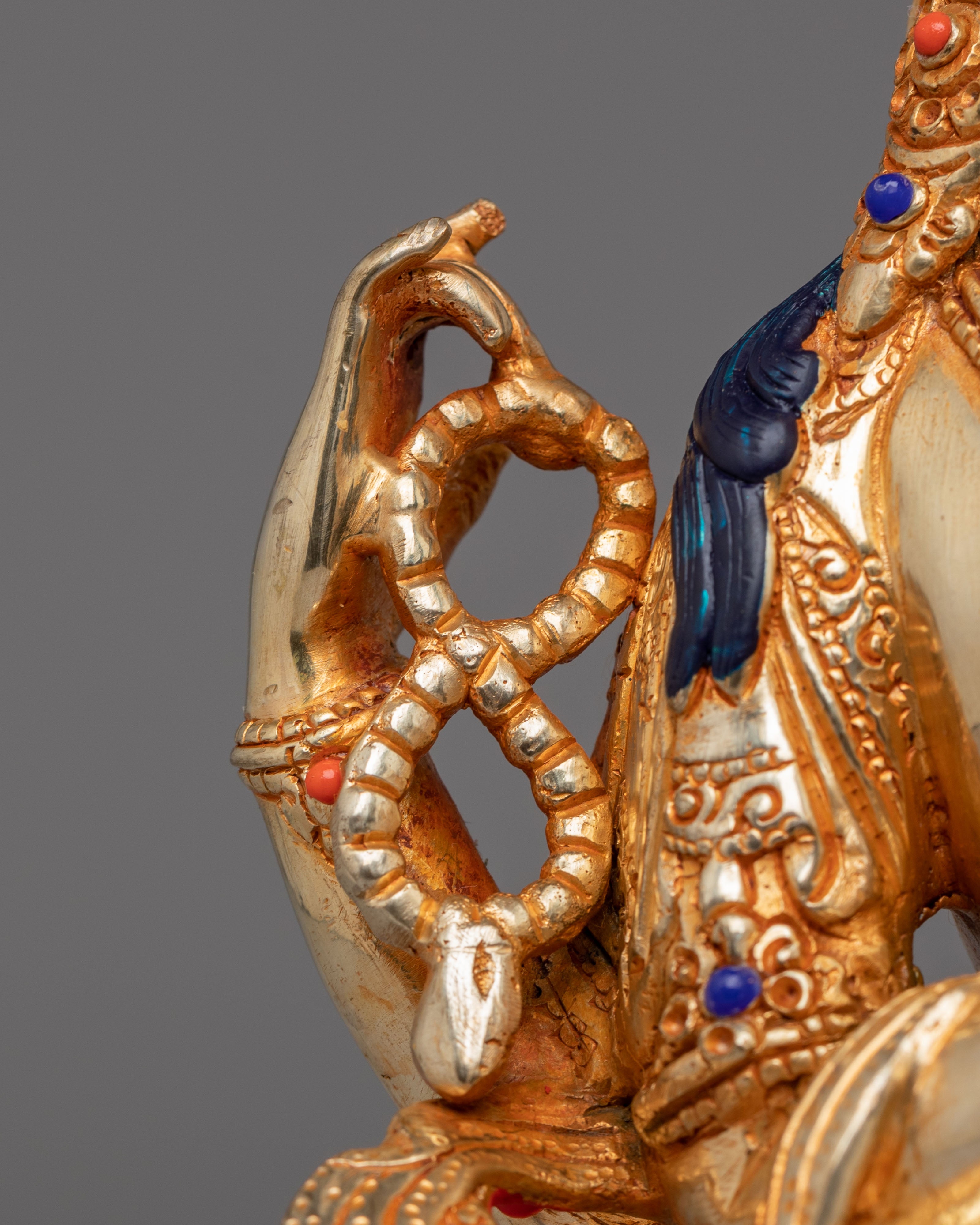 Traditional Chenrezig Altar Sculpture | Bodhisattva of Compassion