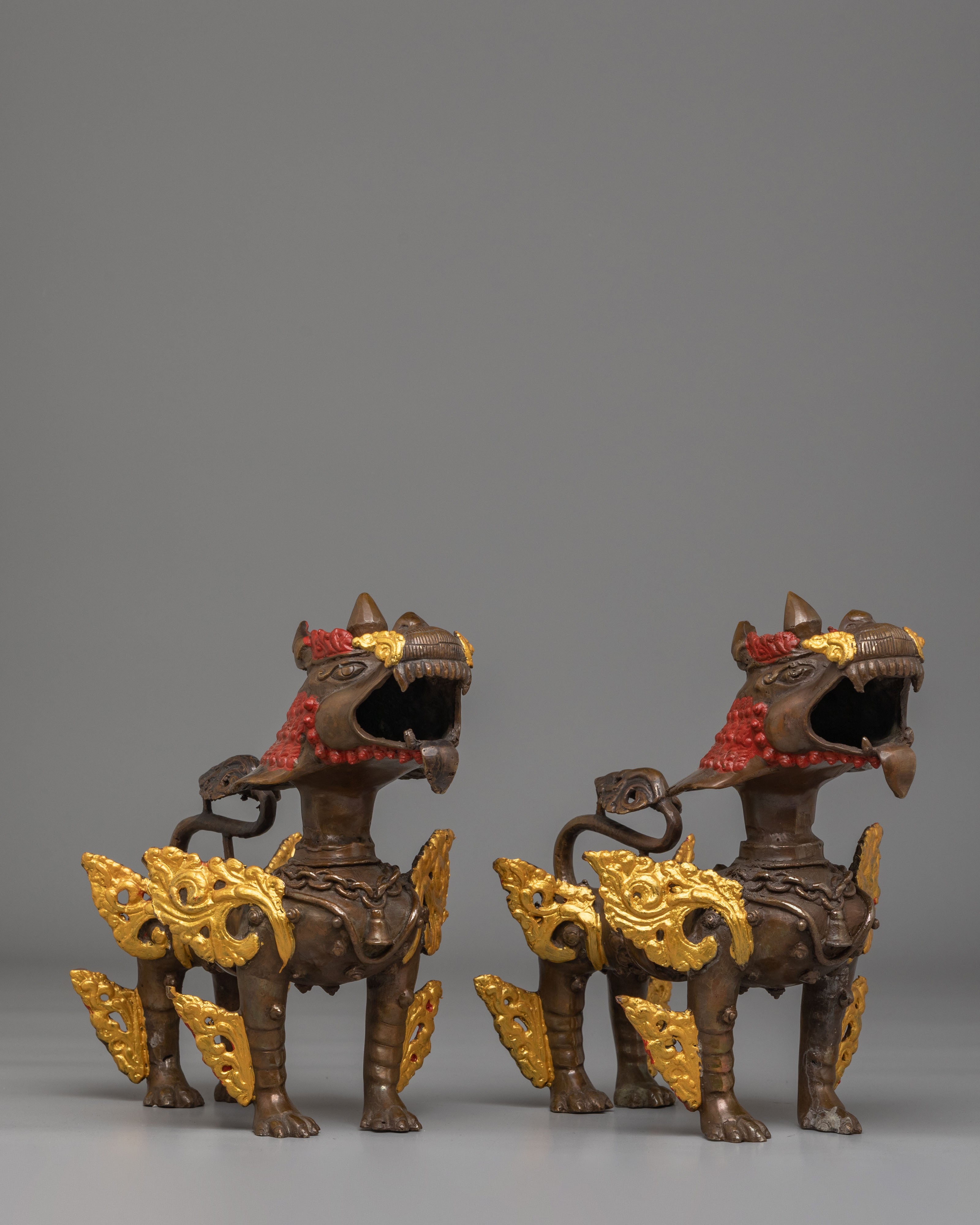 Himalayan Guardian Lion Statue Pair | Symbolic Lion Figurine Set for Spiritual Decor