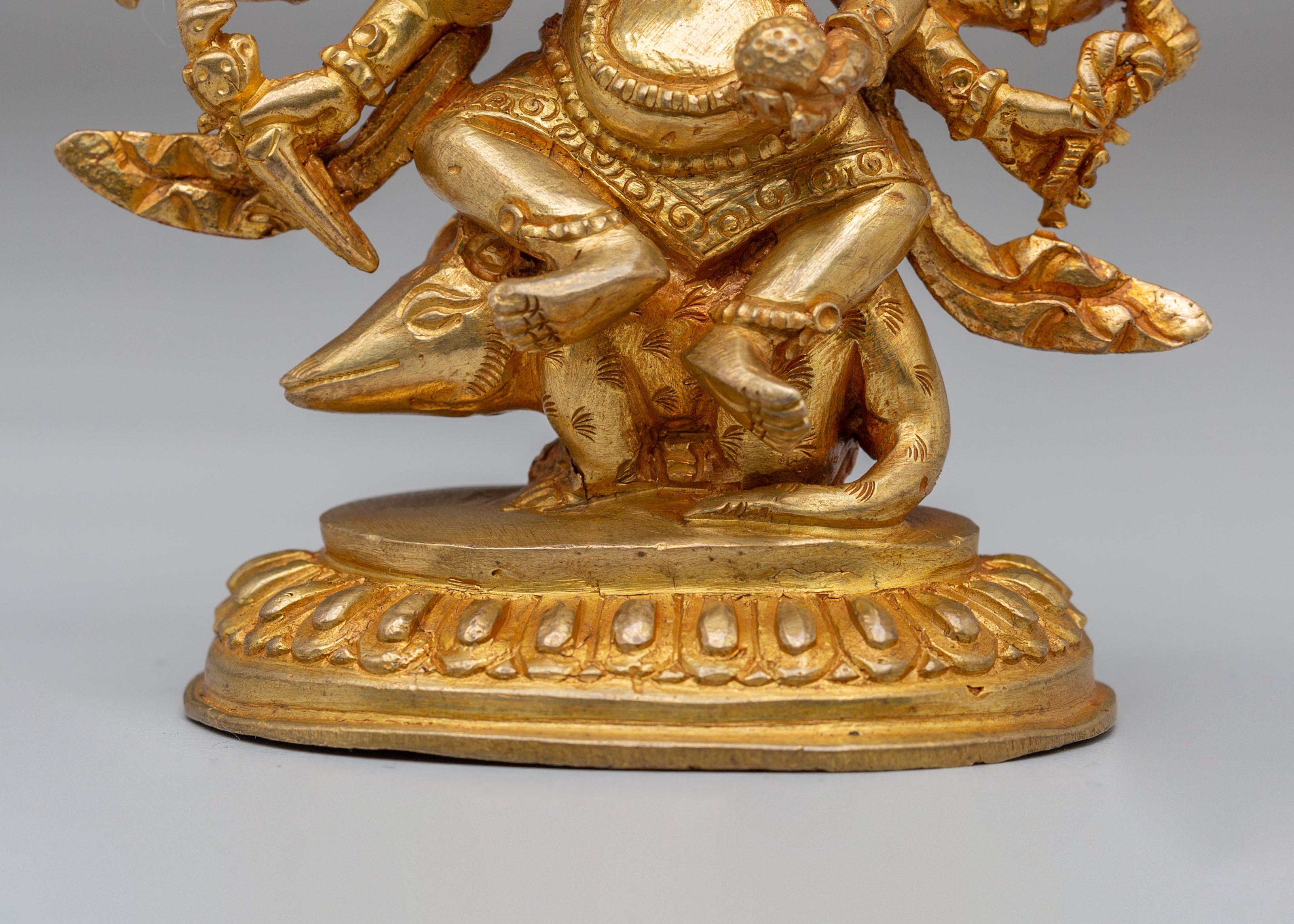 Maha Rakta Ganesha God Statue | Traditional Ganesh Statue