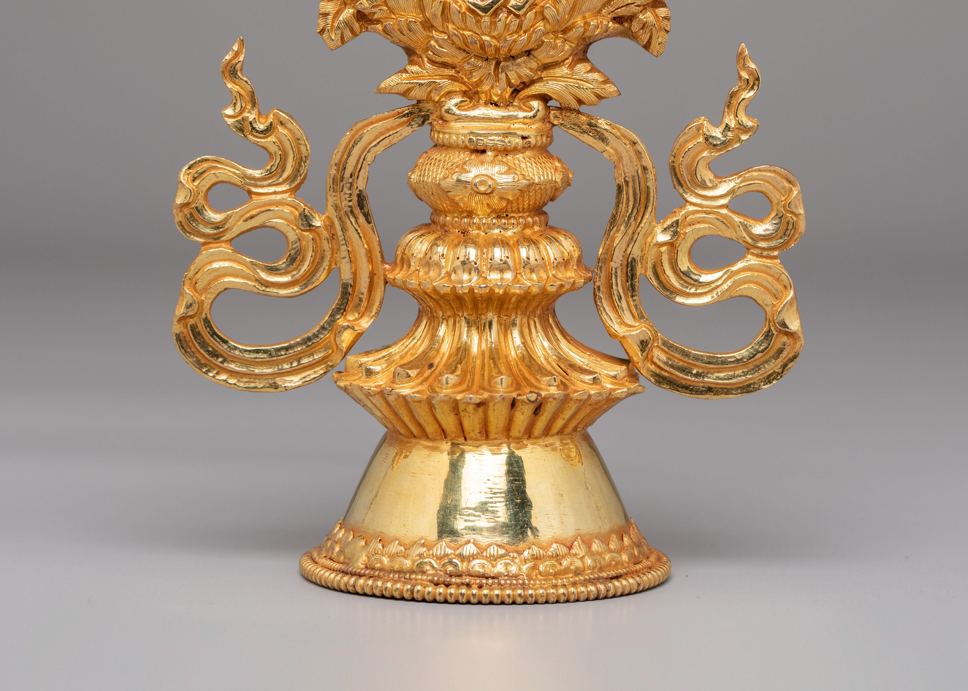 Himalayan Auspicious Symbol | Sacred Buddhist Decor