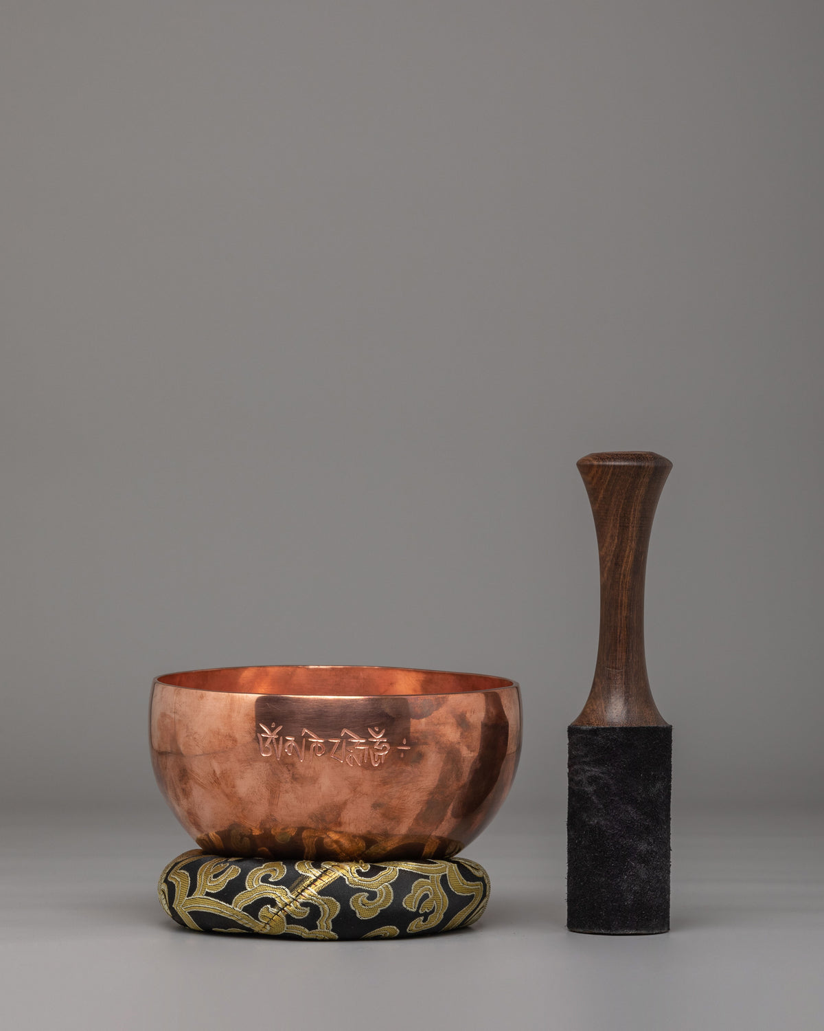 Handcrafted Singing Bowl Set | Tibetan Meditation Sound Healing
