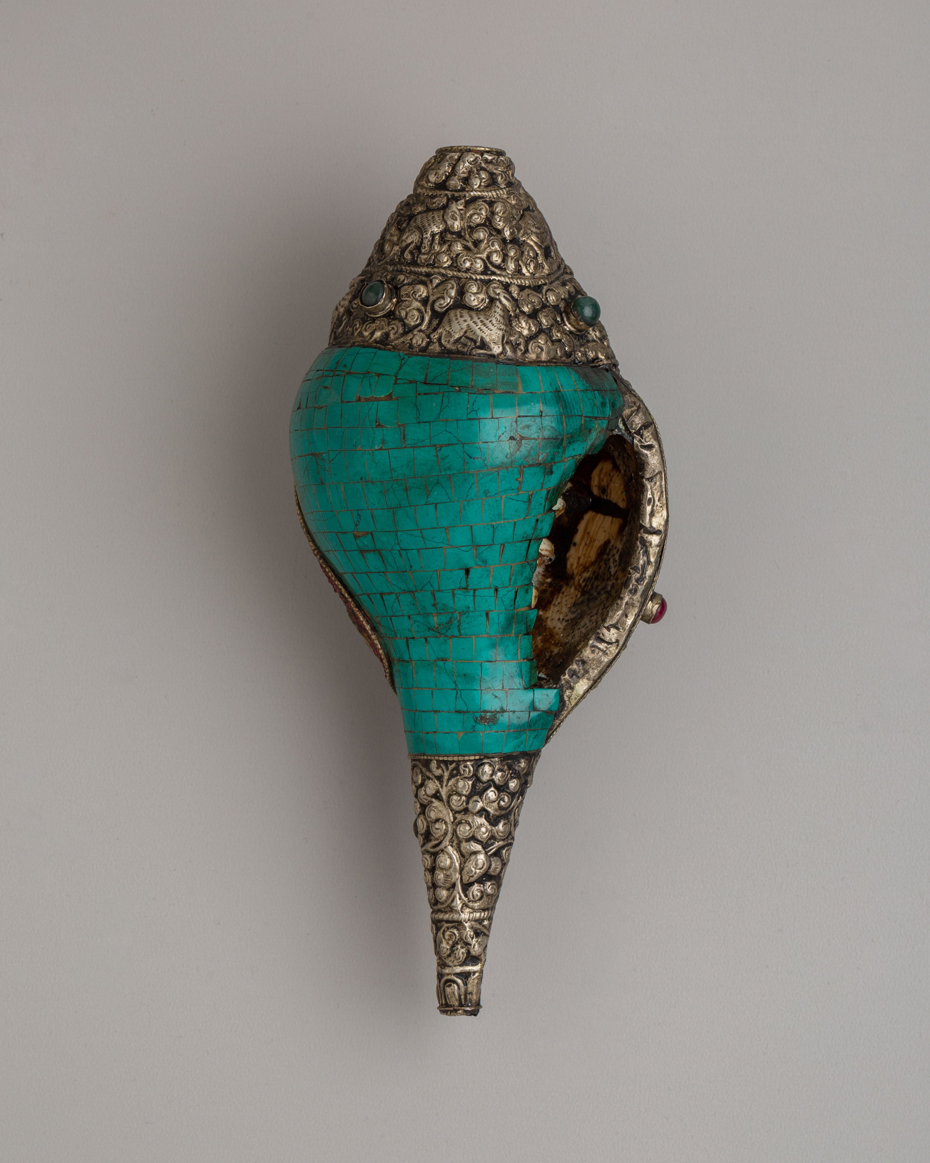 Handmade Guru Rinpoche Conch | Sacred Conch Shell