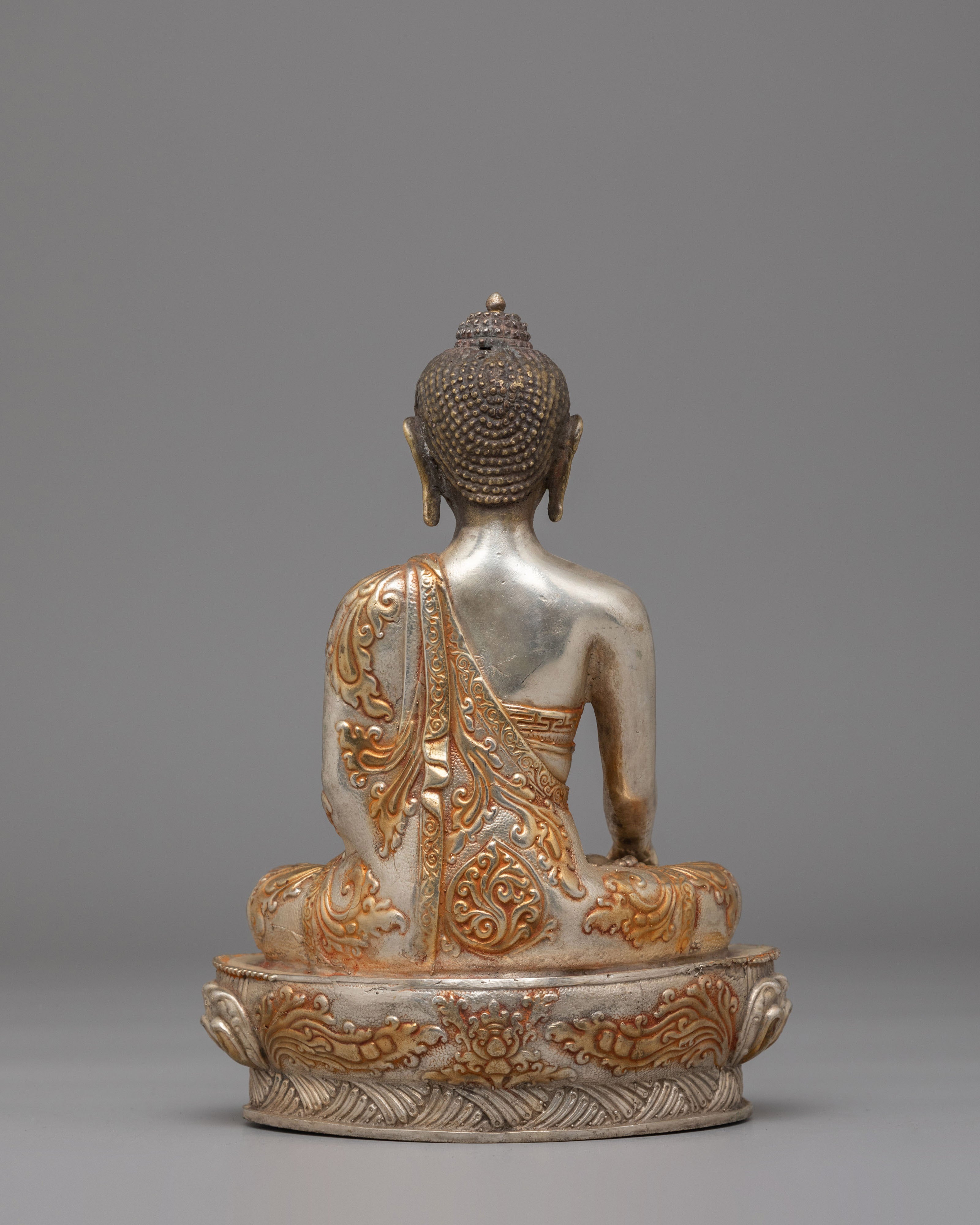 Traditional Shakyamuni Buddha Divine Statue | Buddha for Meditation & Devotion