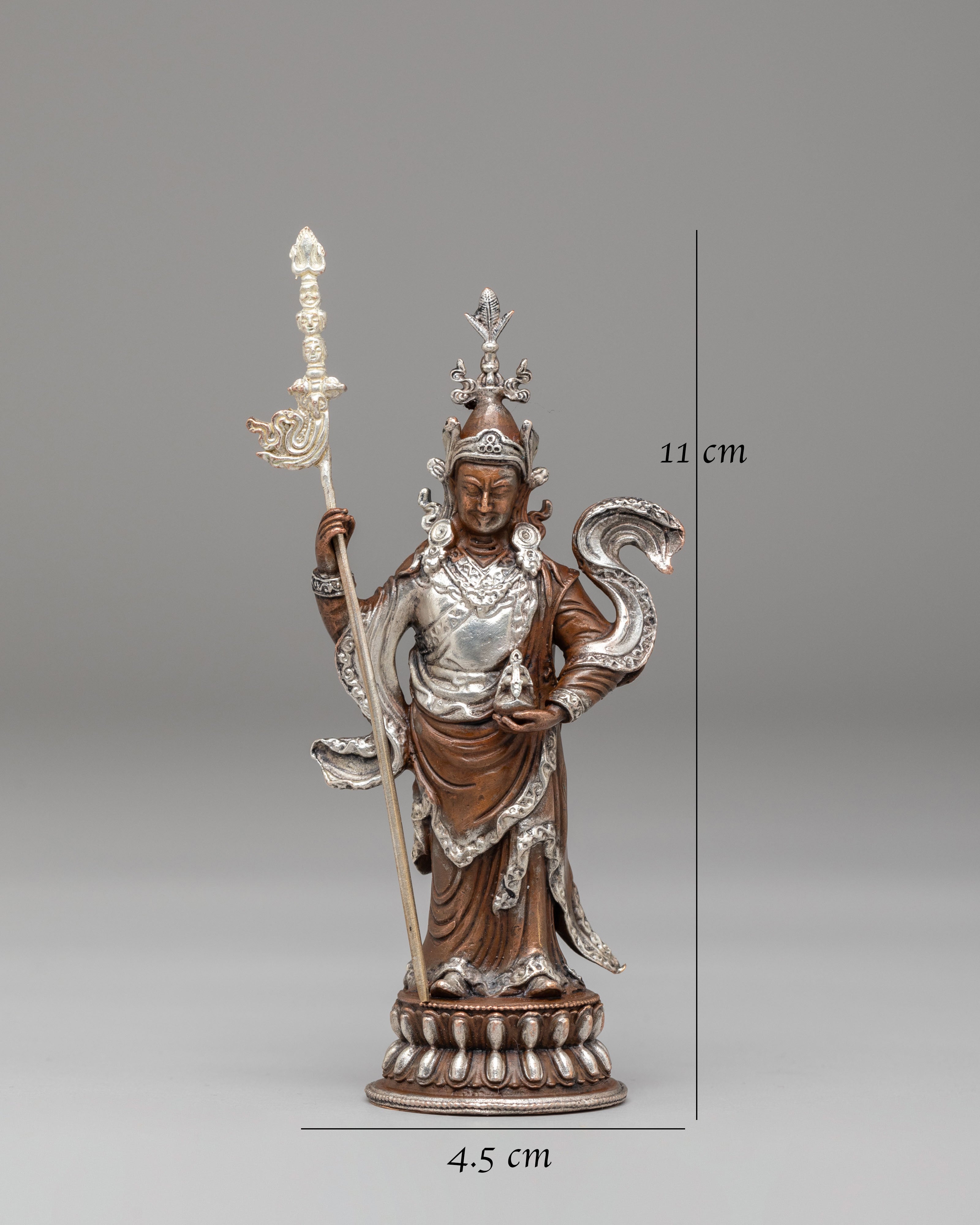 Sacred Standing Padmasambhava Statue | Symbol of Spiritual Enlightenment
