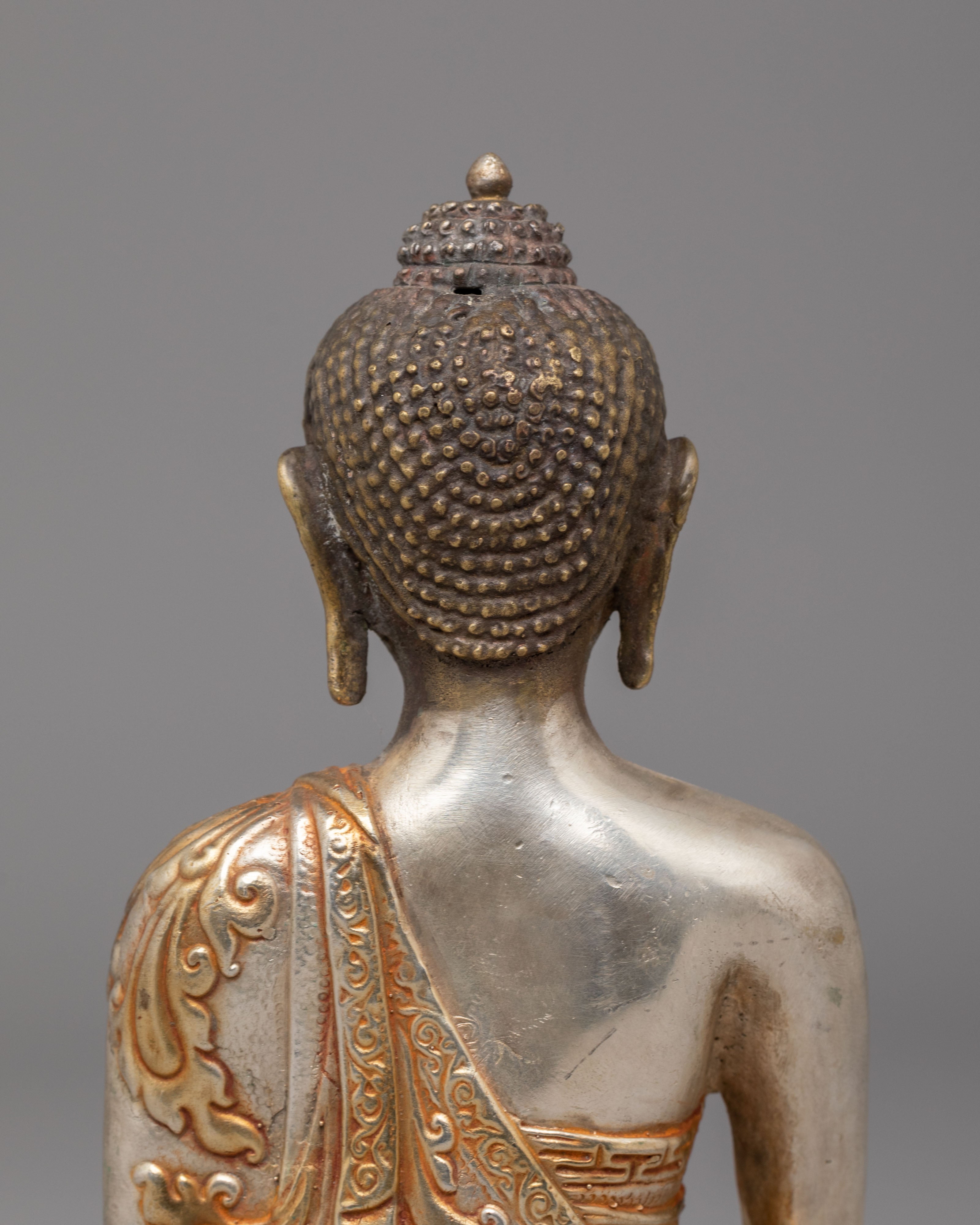 Traditional Shakyamuni Buddha Divine Statue | Buddha for Meditation & Devotion