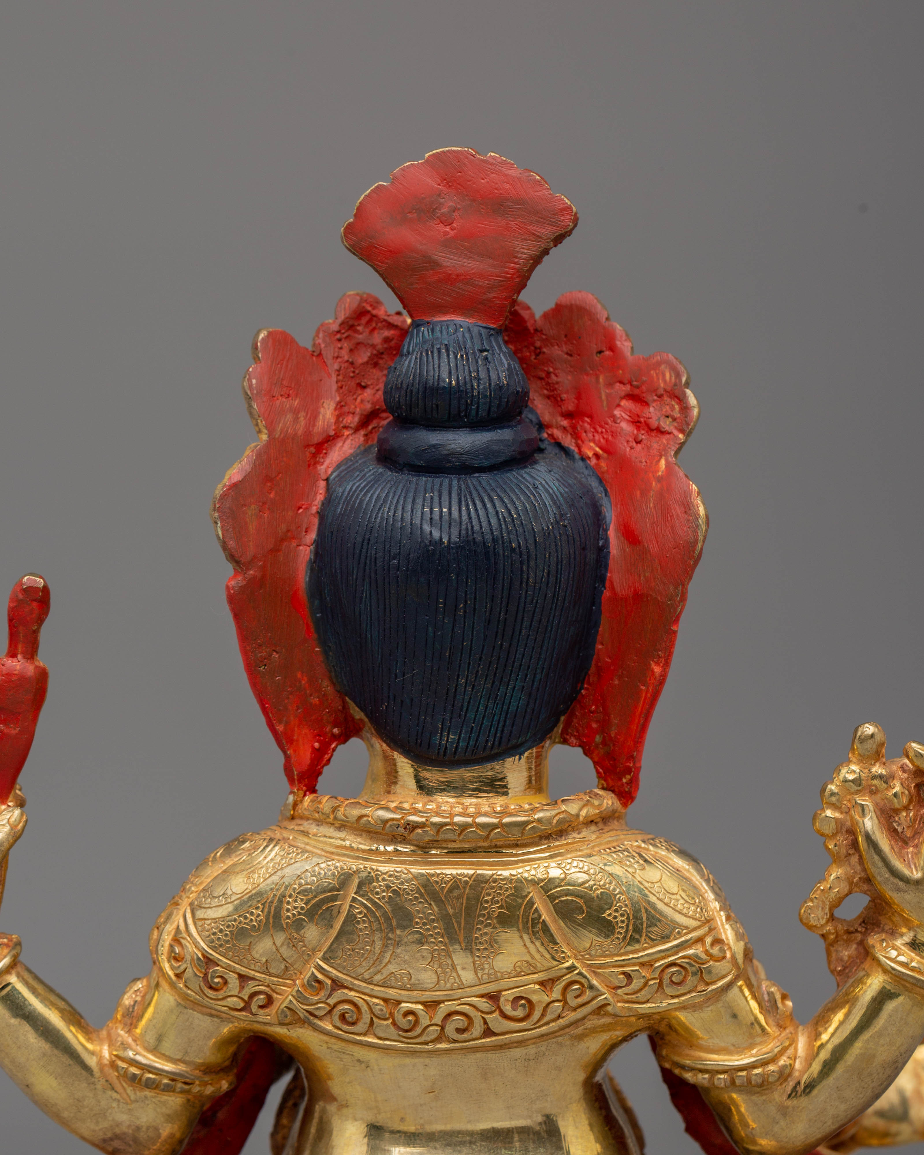 Ganesh Statue : Hindu Deity of Wealth and Wisdom